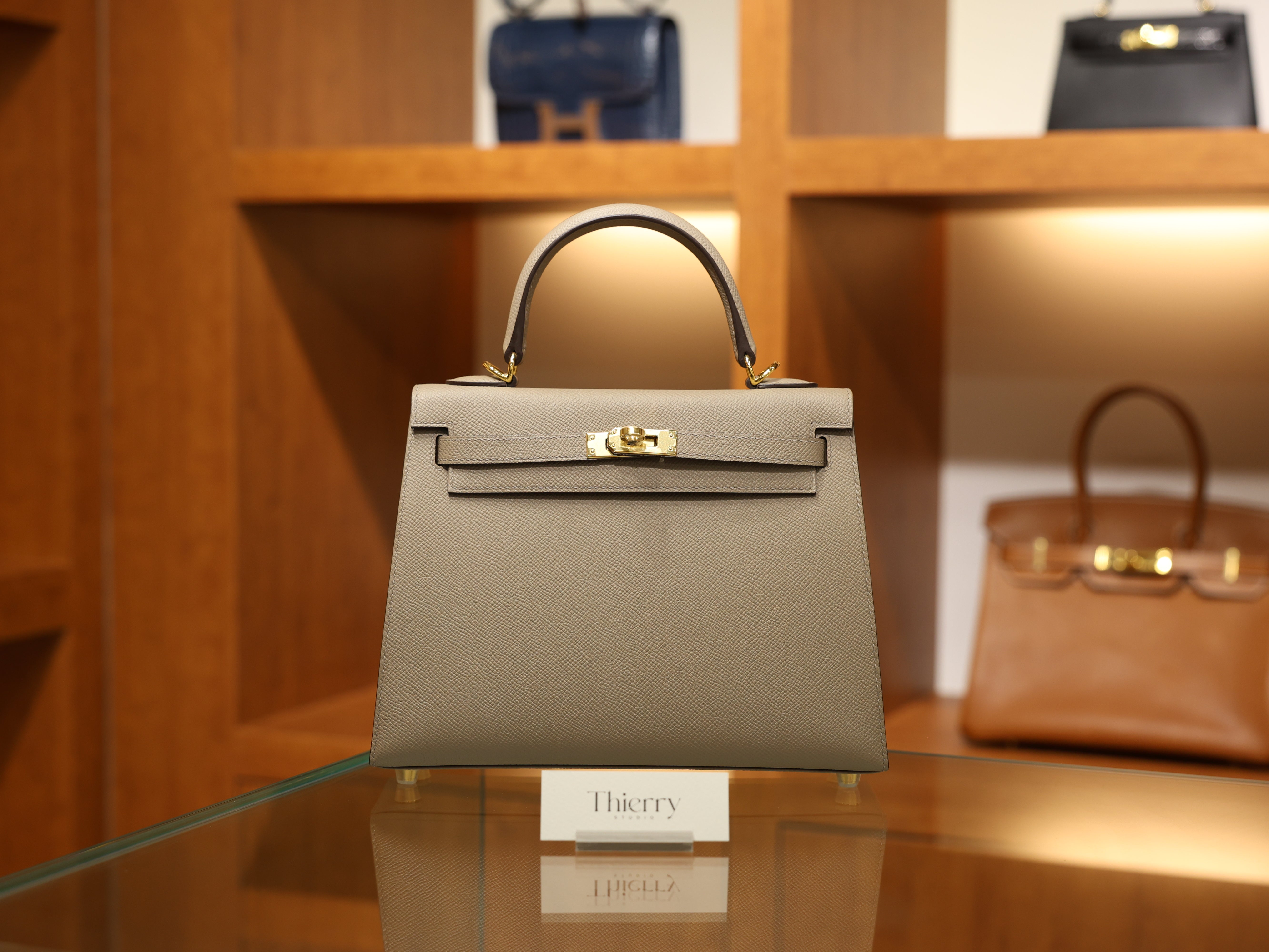 켈리 25 앱송 그리스 아스팔트 금장