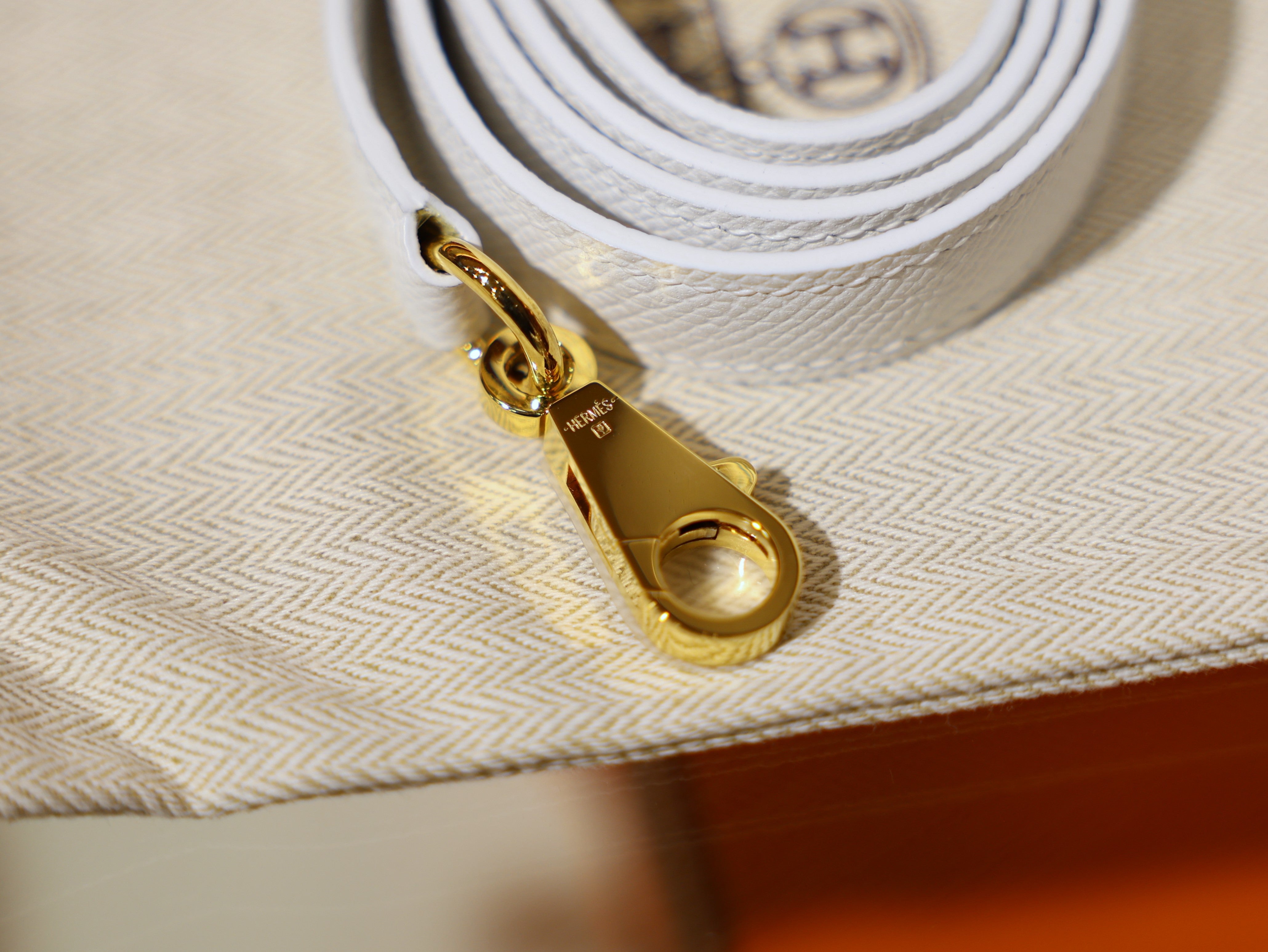 켈리 25 앱송 블랑 금장