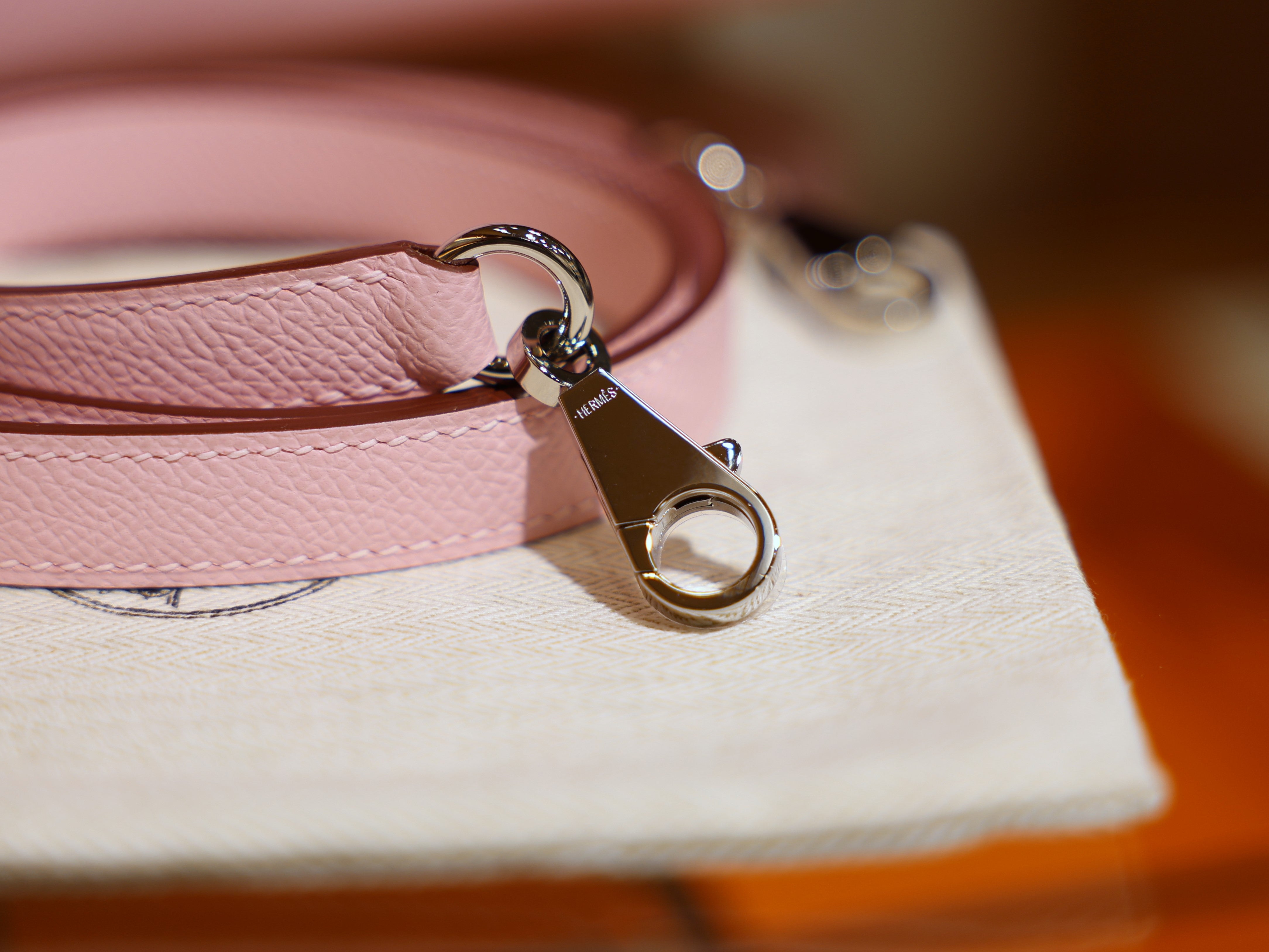 켈리 28 앱송 로즈사쿠라 은장 (HSS)