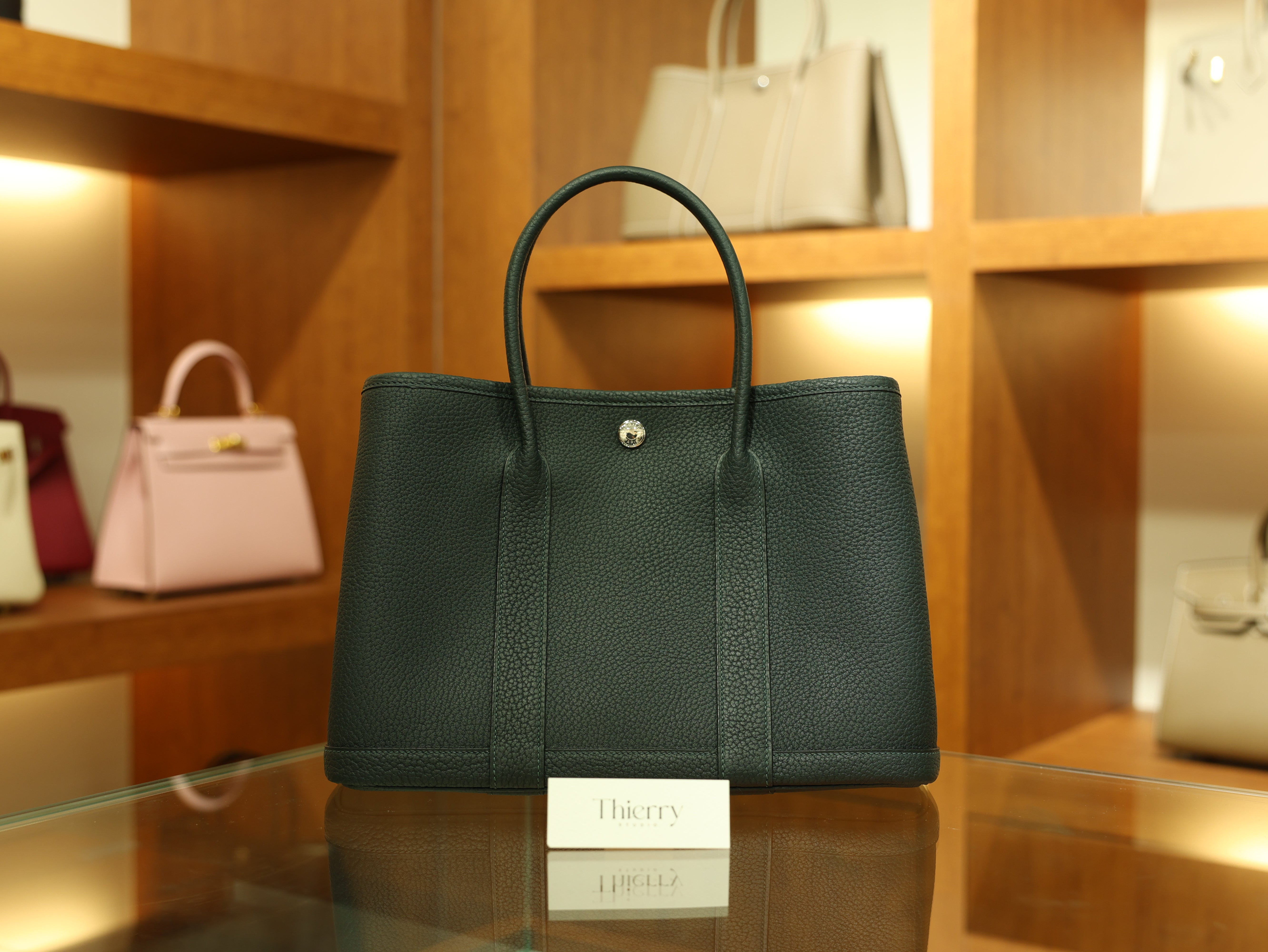 가든파티 30 네곤다 베르트 사이프리스