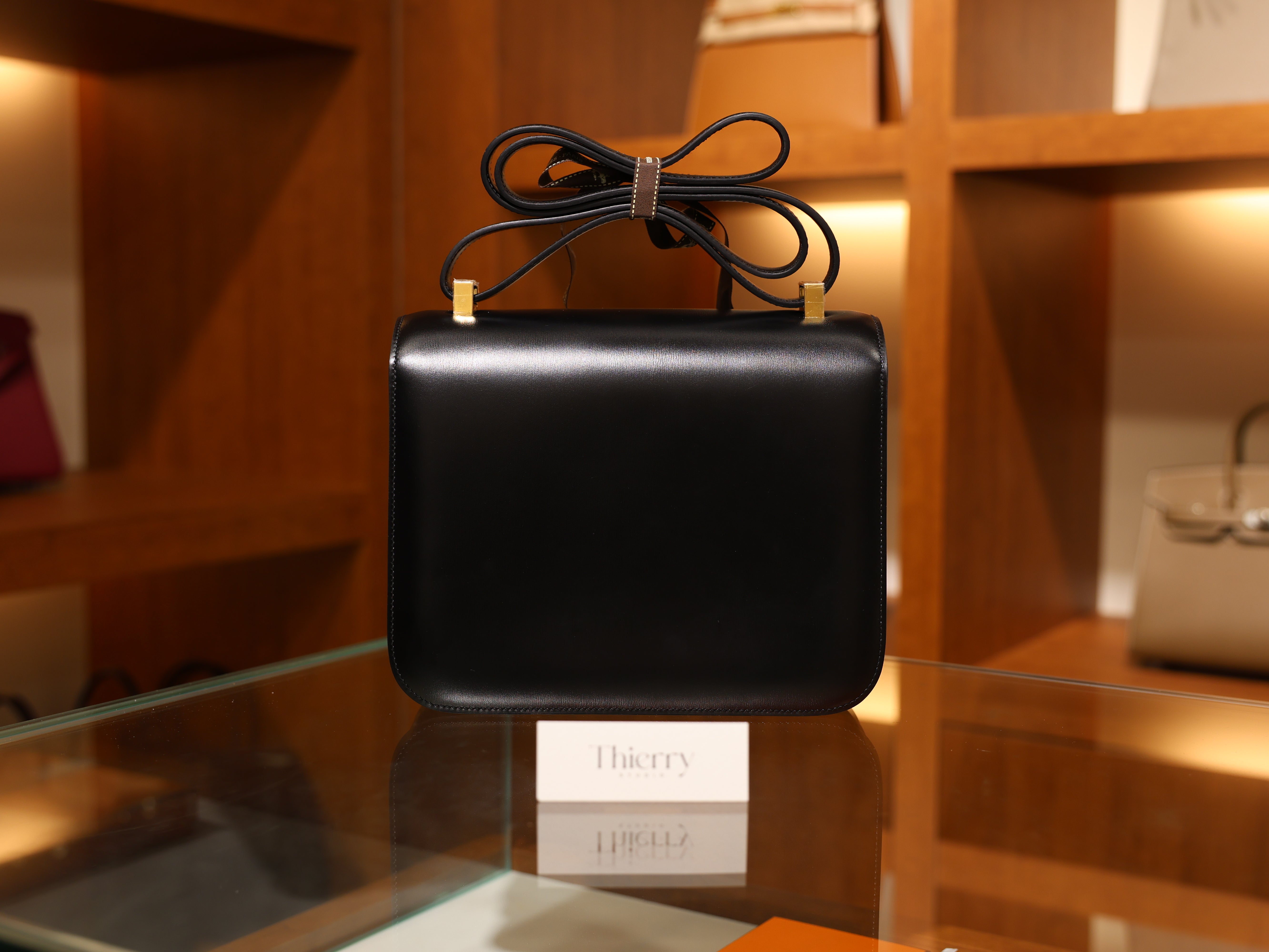 콘스탄스 24 복스 블랙 금장