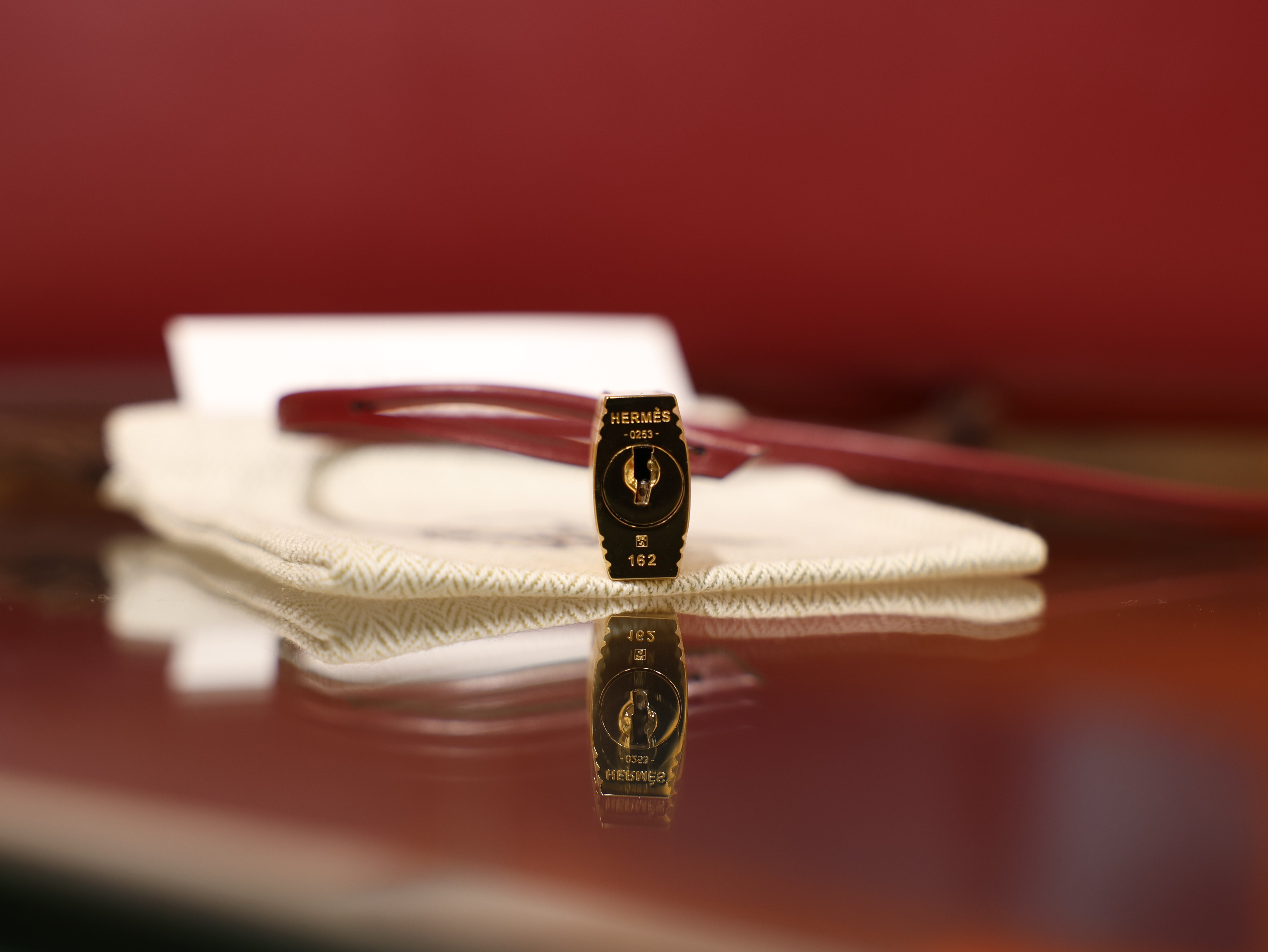 켈리 32 복스 루즈아쉬 금장