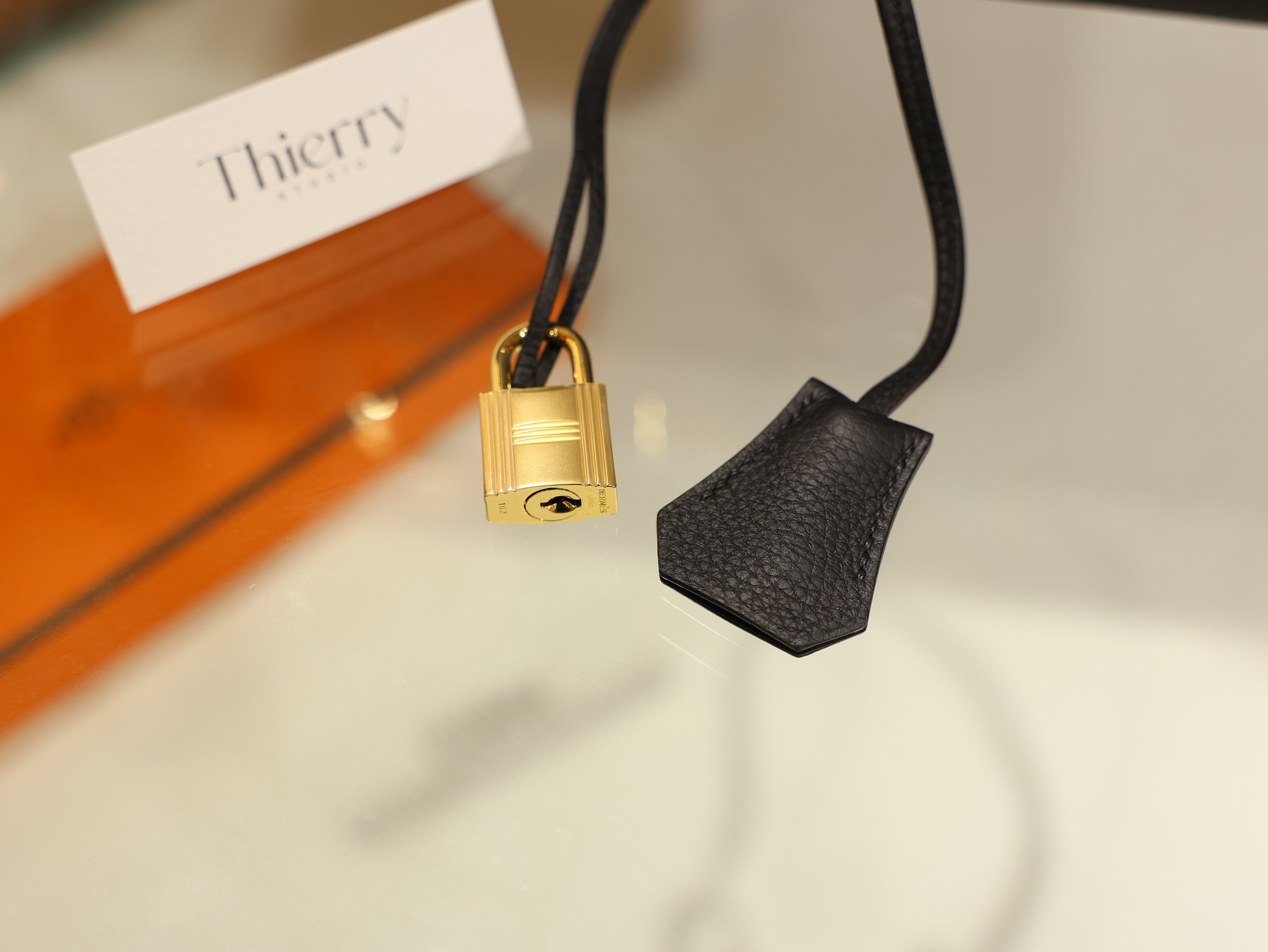 버킨 35 토고 블랙 금장