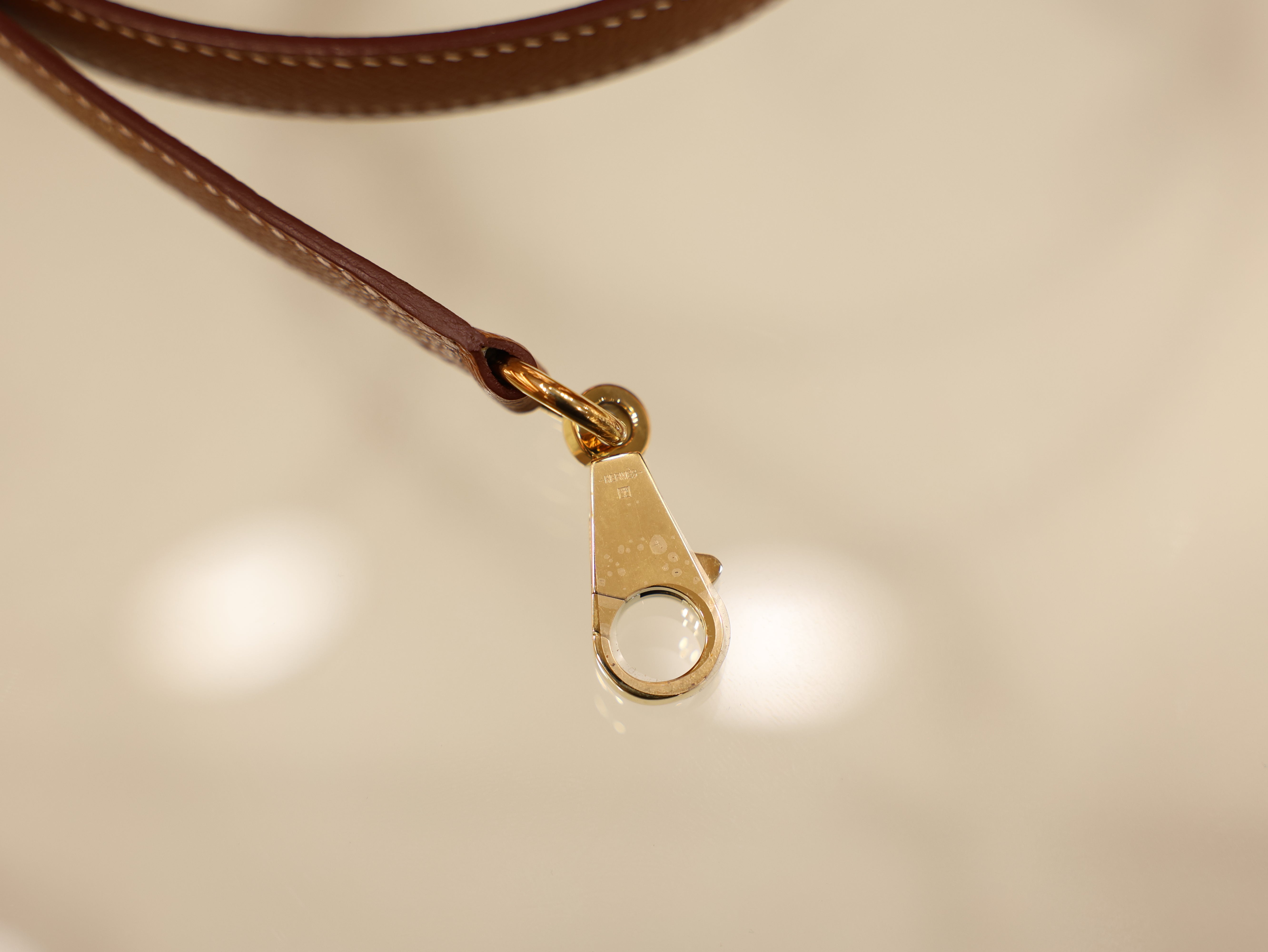 켈리 28 앱송 골드 금장