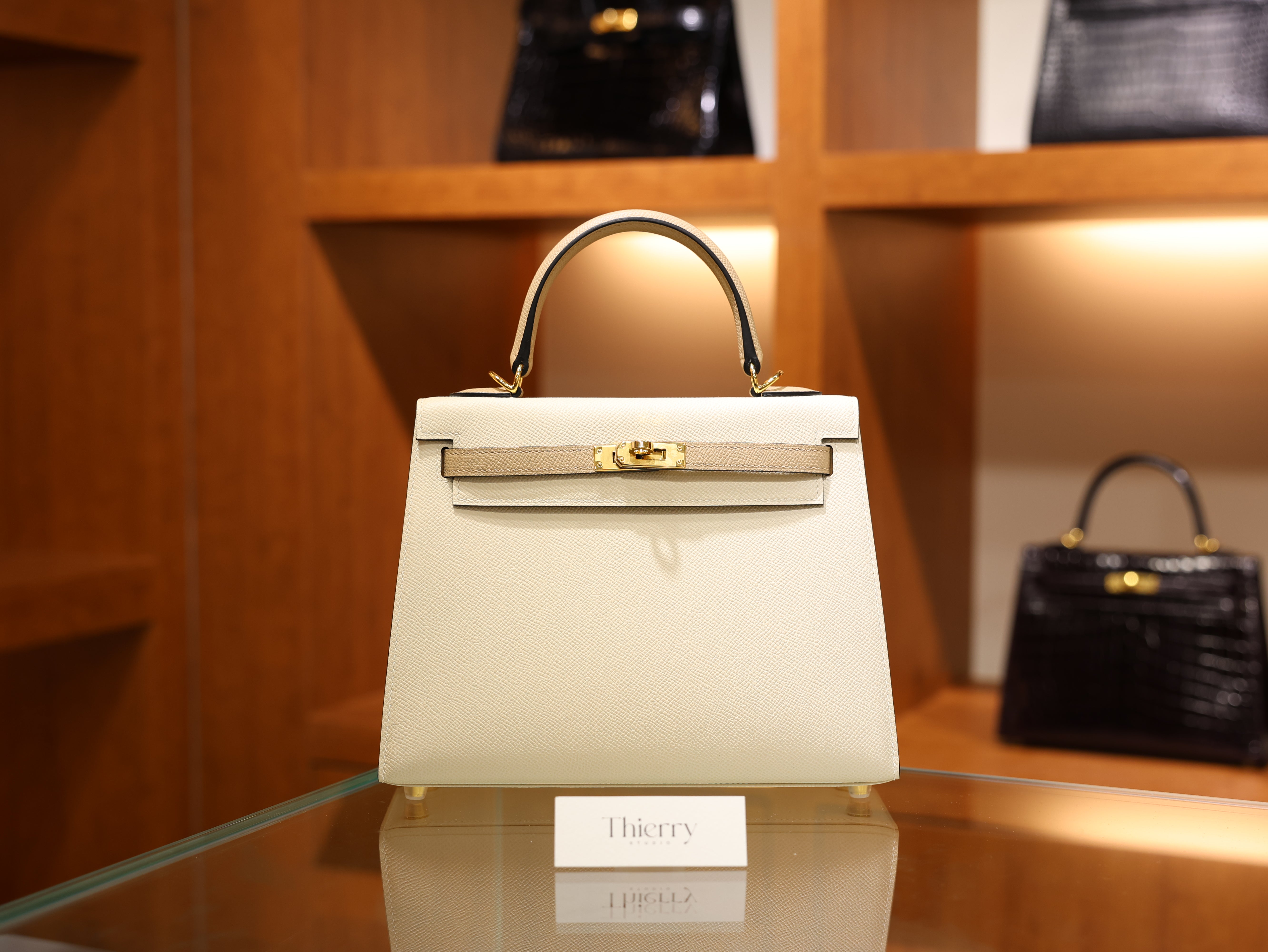 켈리 25 앱송 끄레 & 트렌치 금장 (HSS)