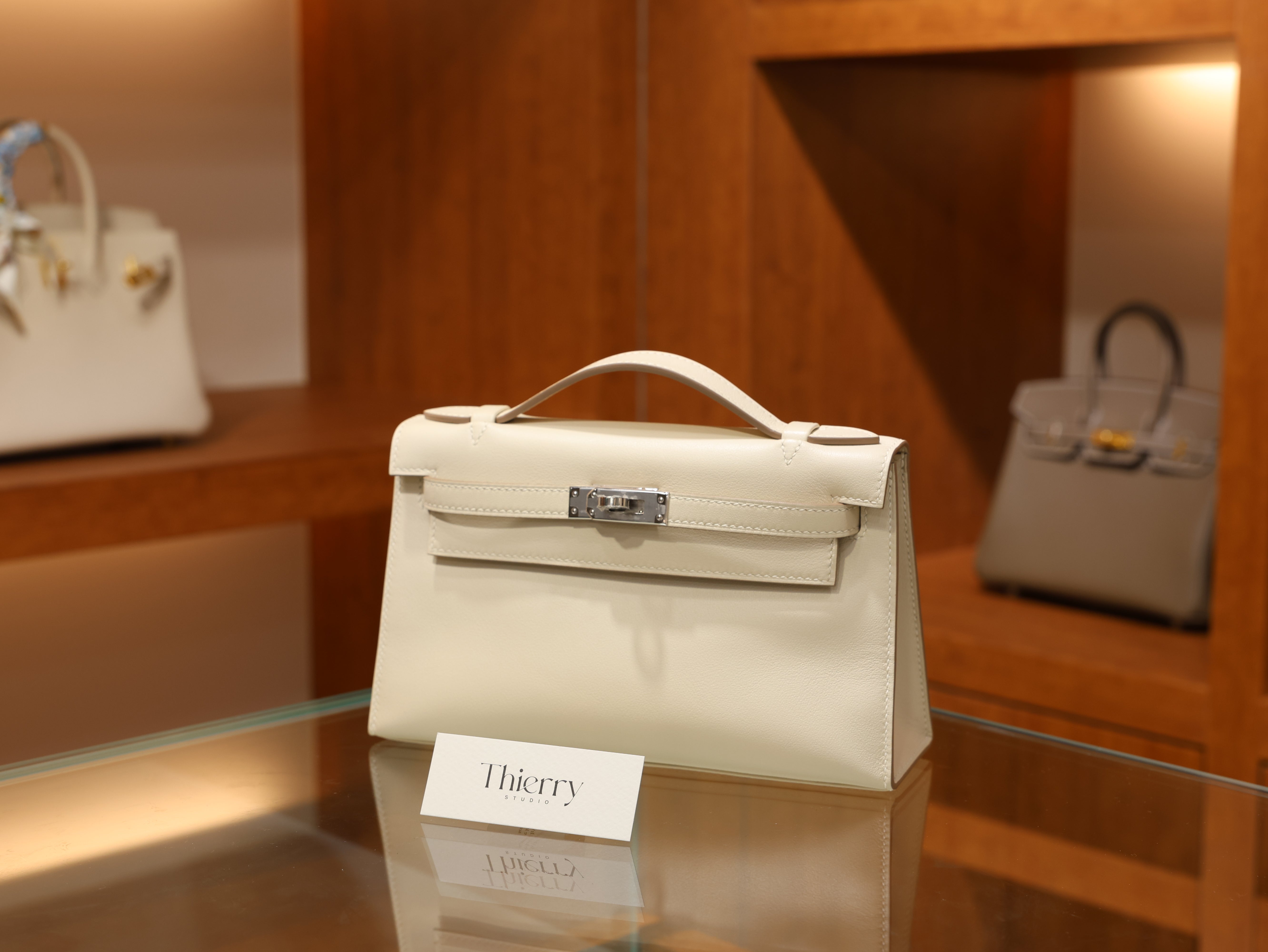 켈리 포쉐트 스위프트 끄레 은장