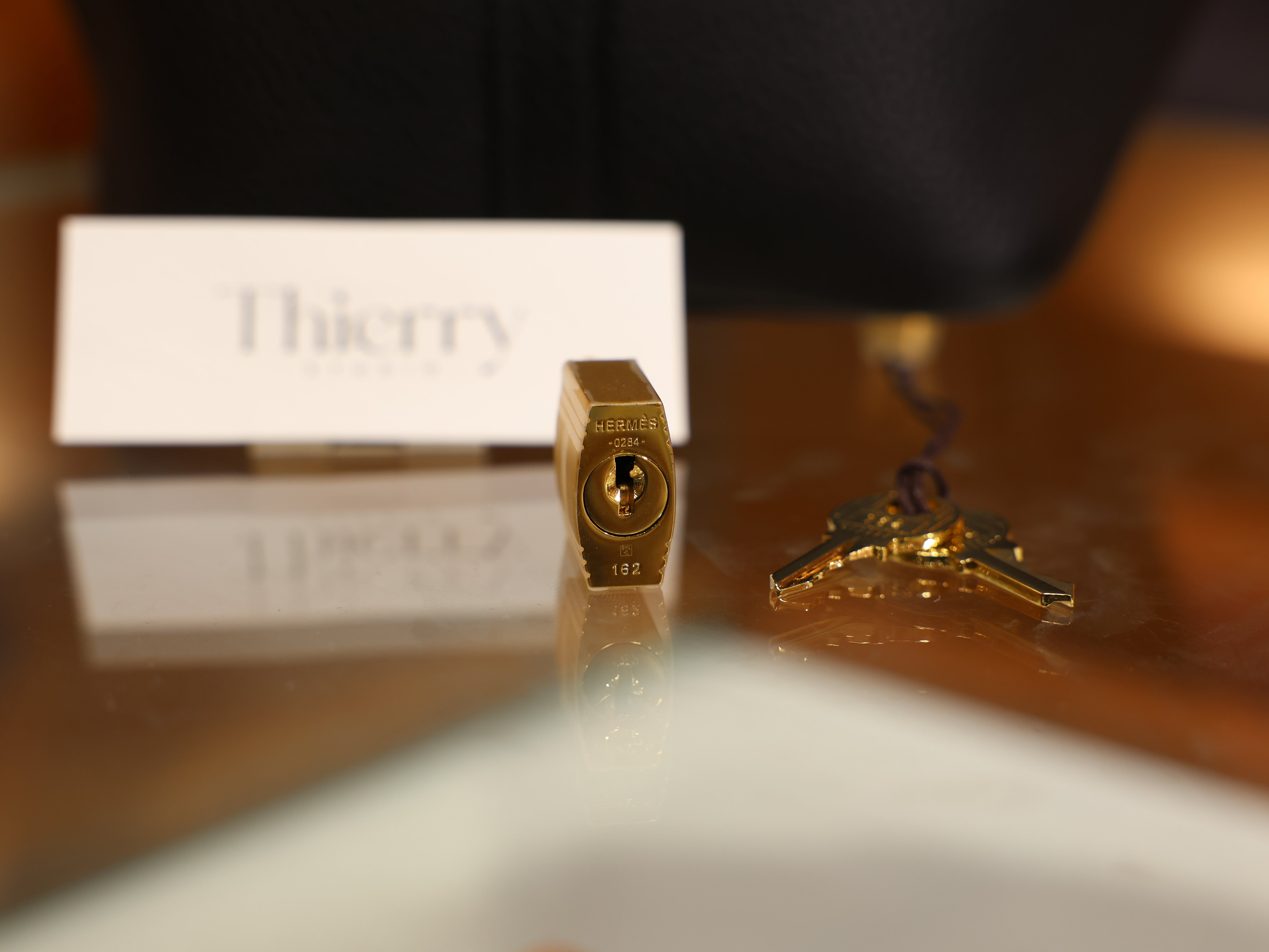 피코탄 18 끌레망스 블랙 금장