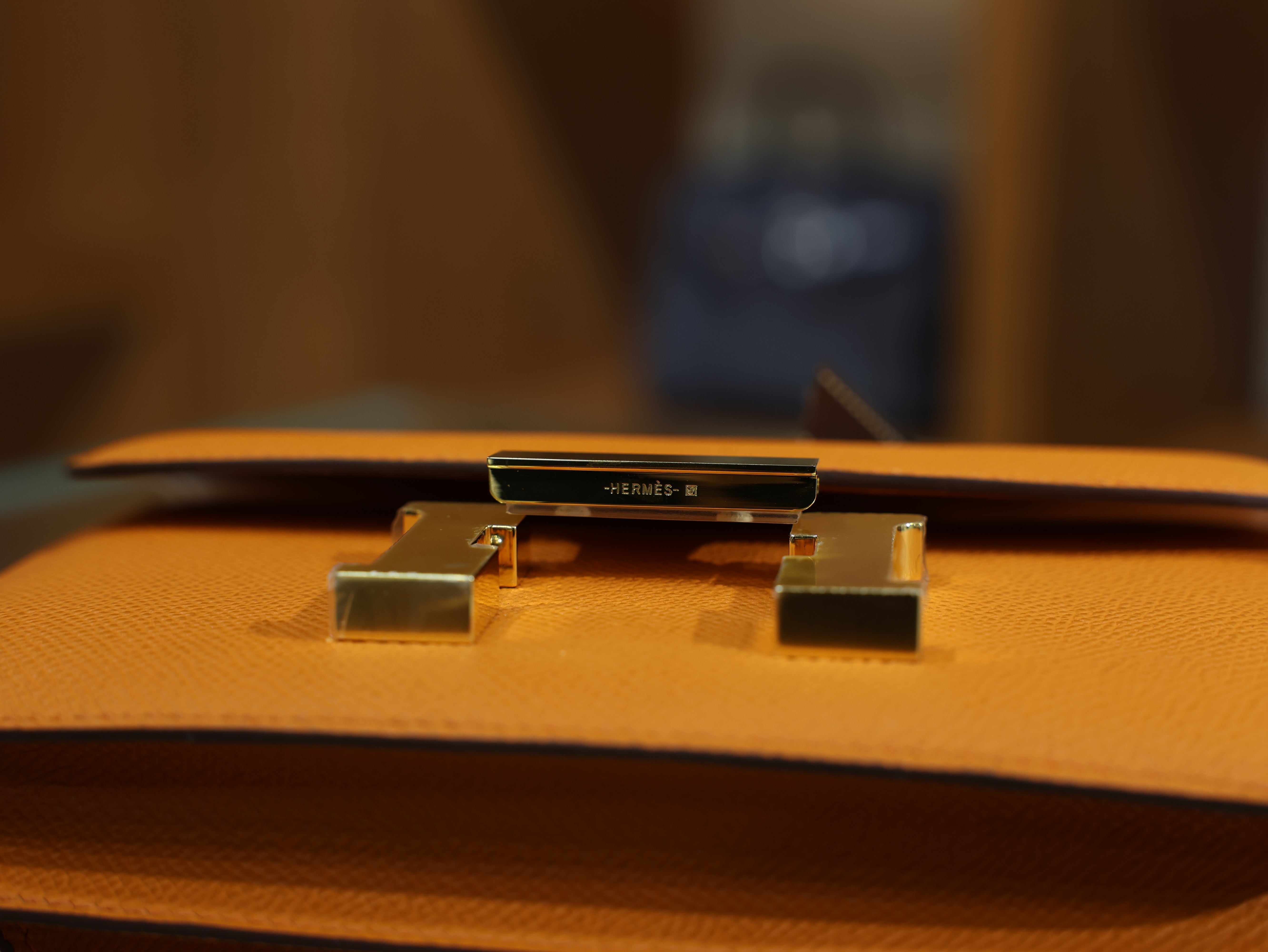 Constance 18 epsom orange GHW