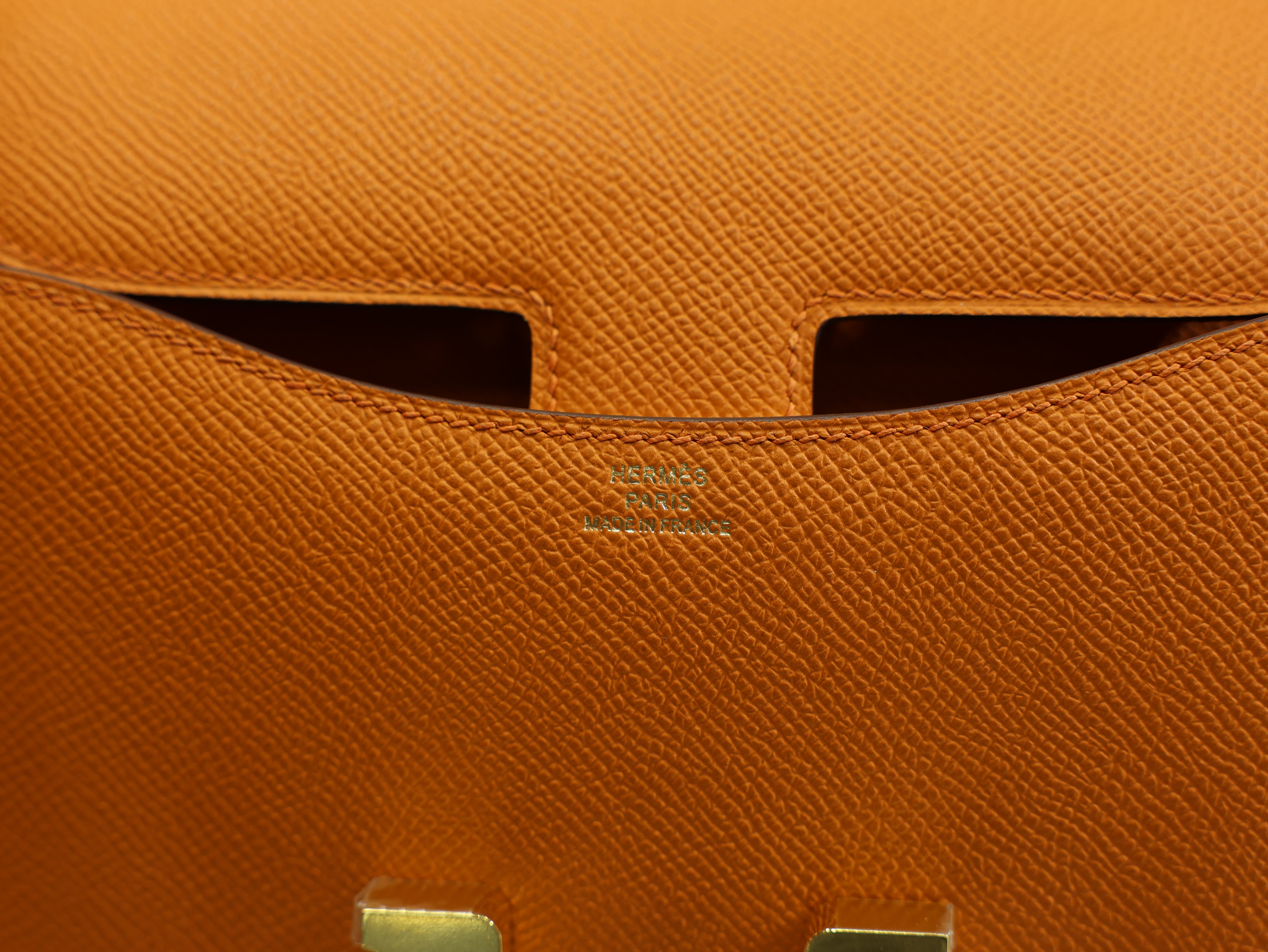 콘스탄스 18 앱송 오렌지 금장