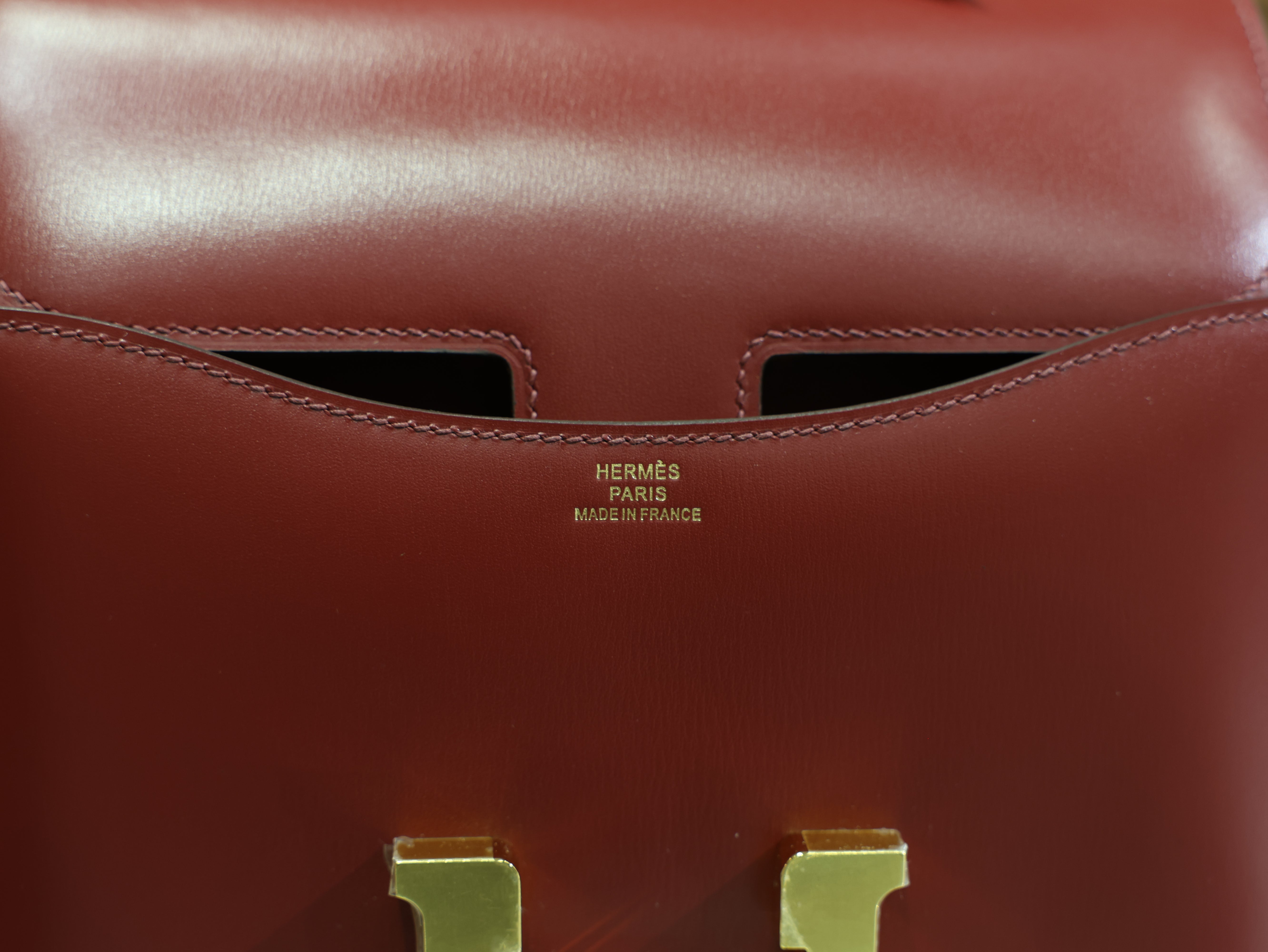 콘스탄스 18 복스 루즈아쉬 금장