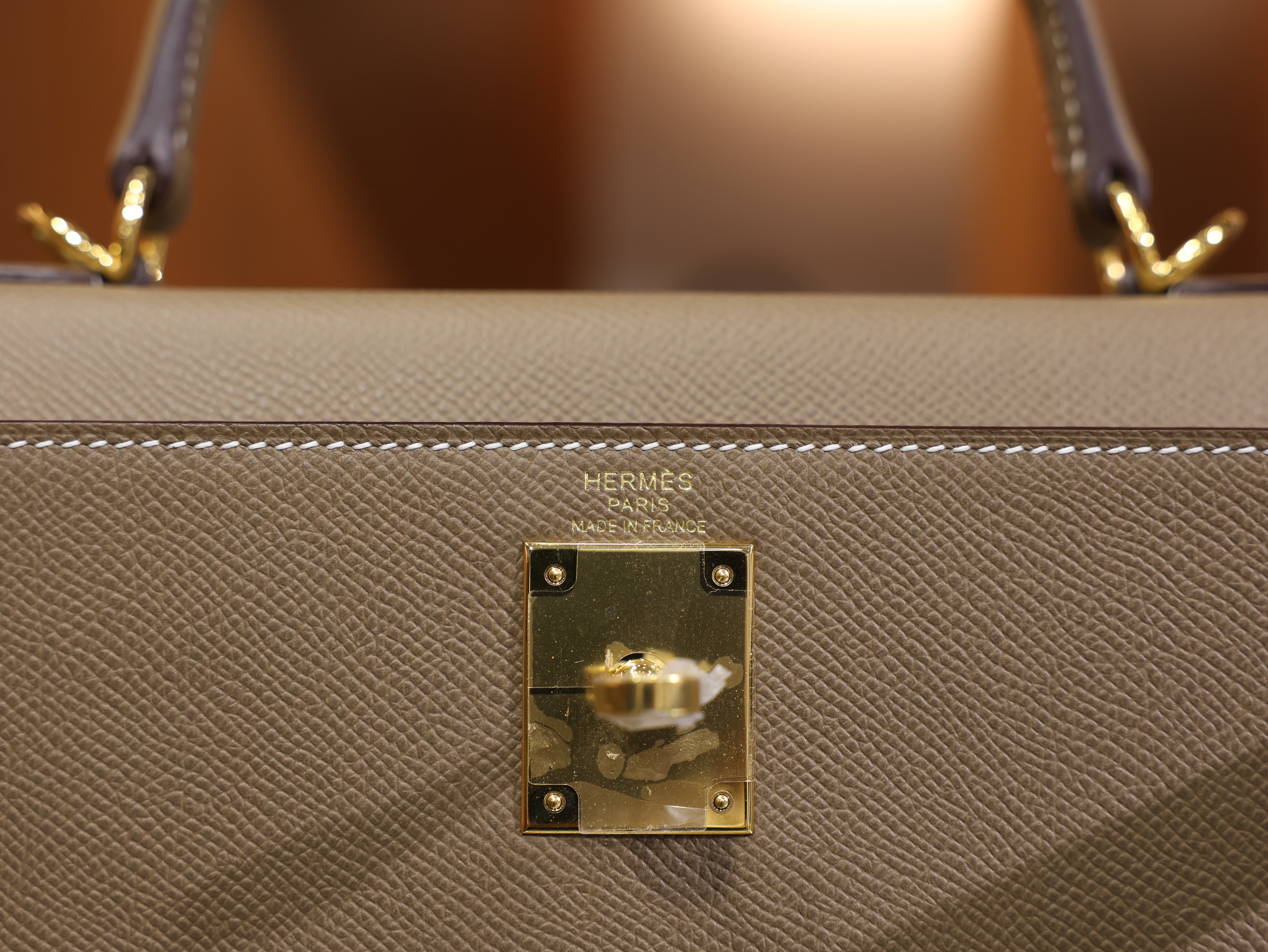 Kelly 28 epsom etoupe GHW