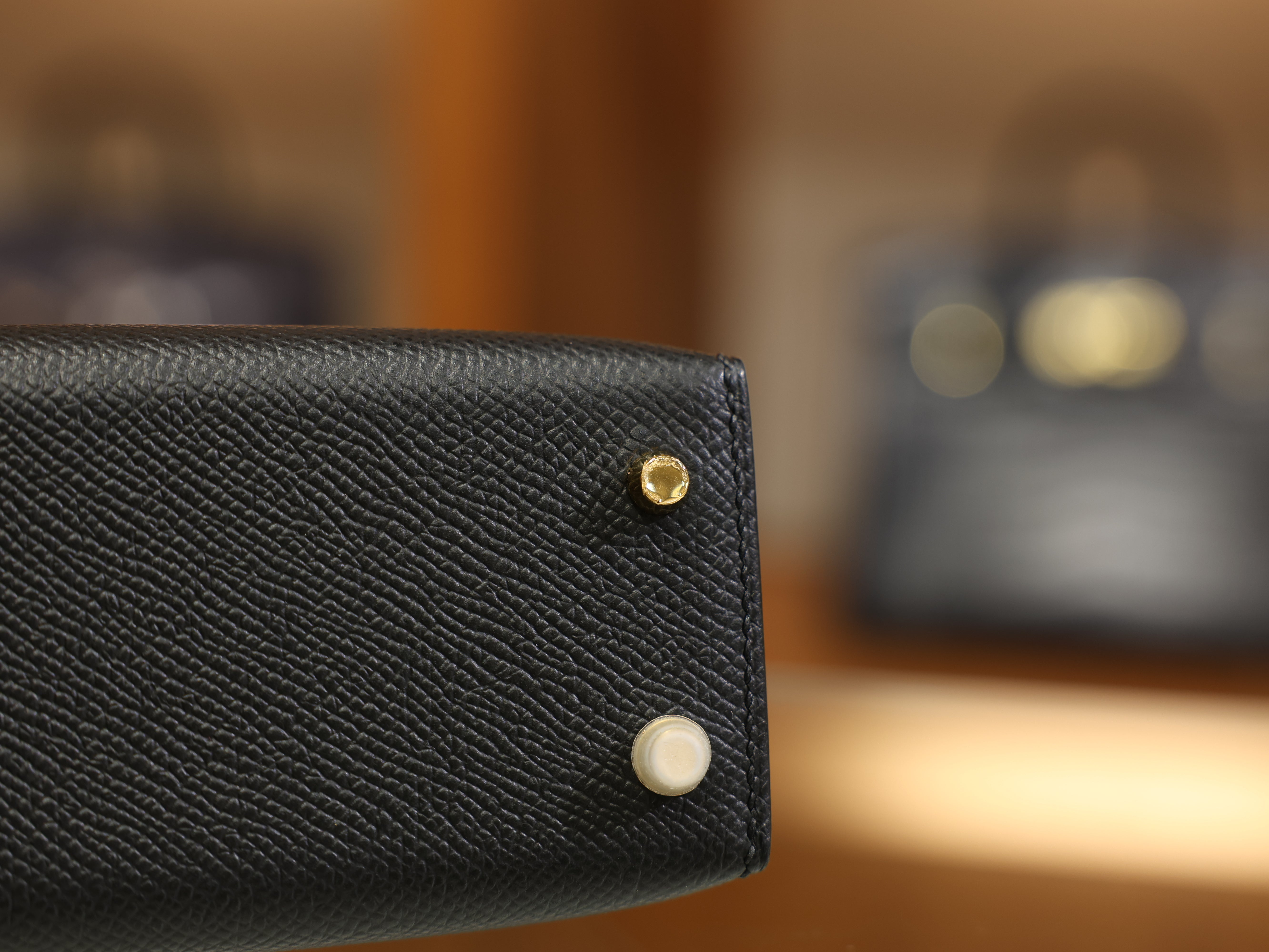 미니 켈리 앱송 블랙 금장