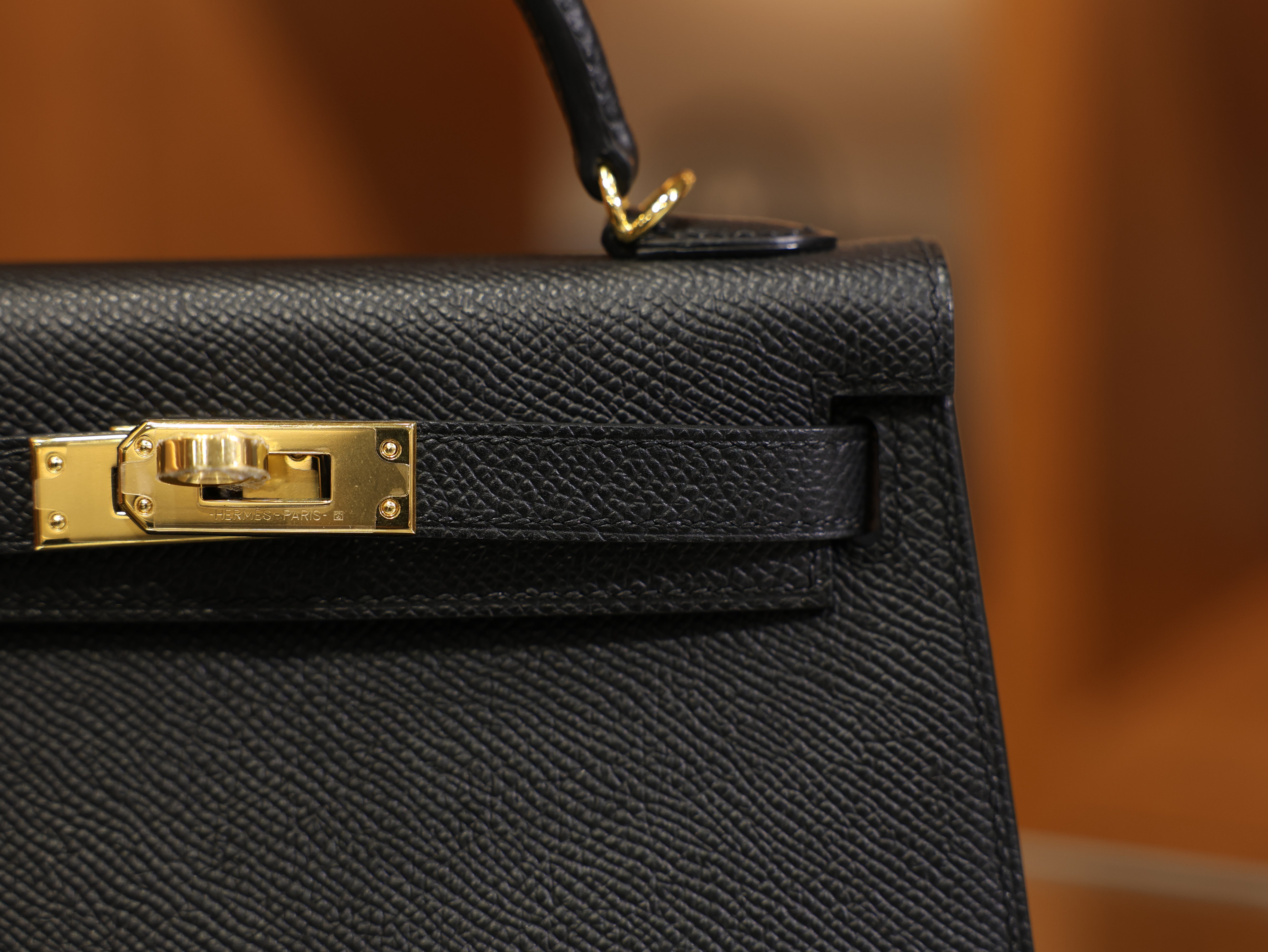 미니 켈리 앱송 블랙 금장