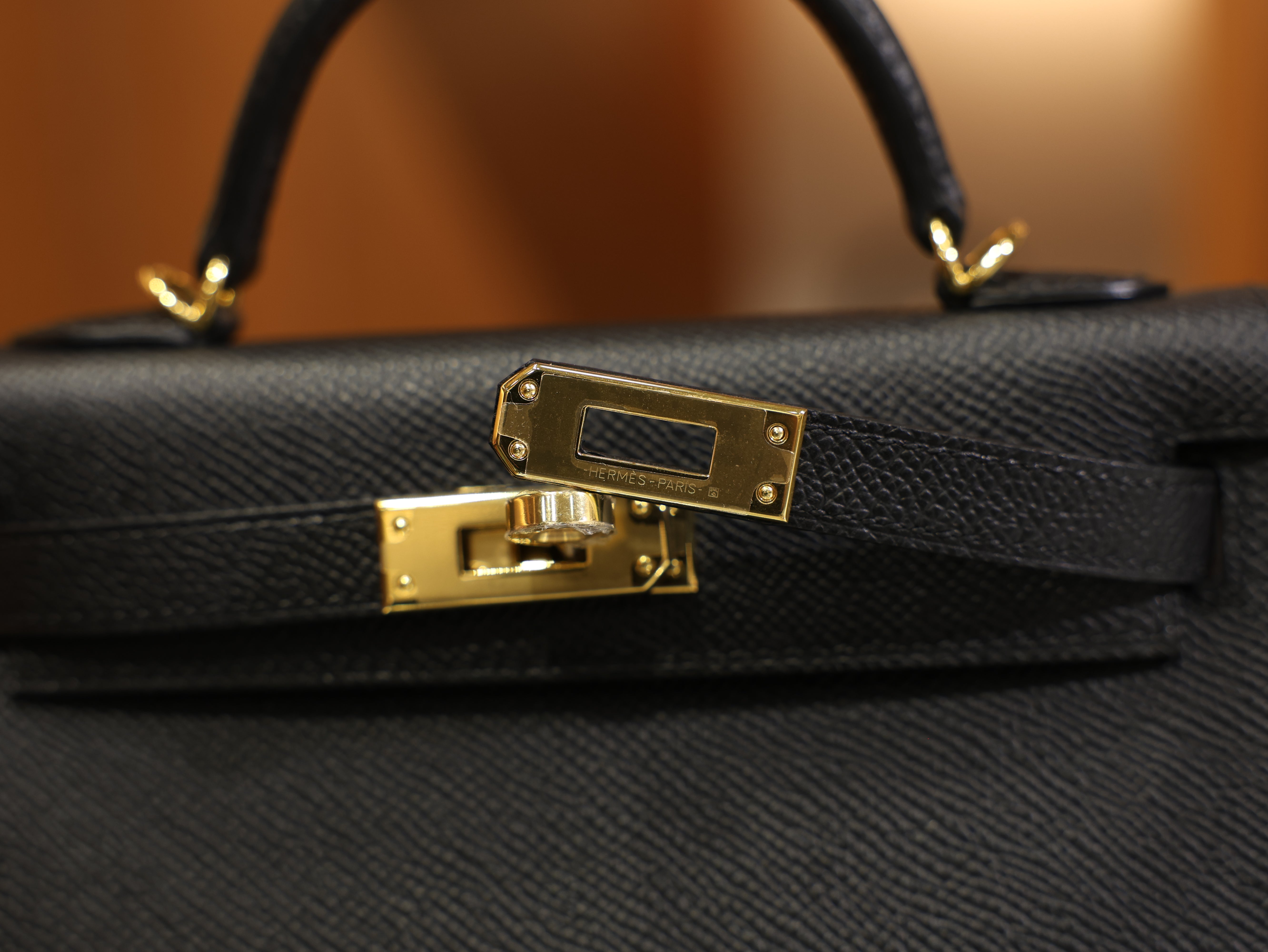 미니 켈리 앱송 블랙 금장