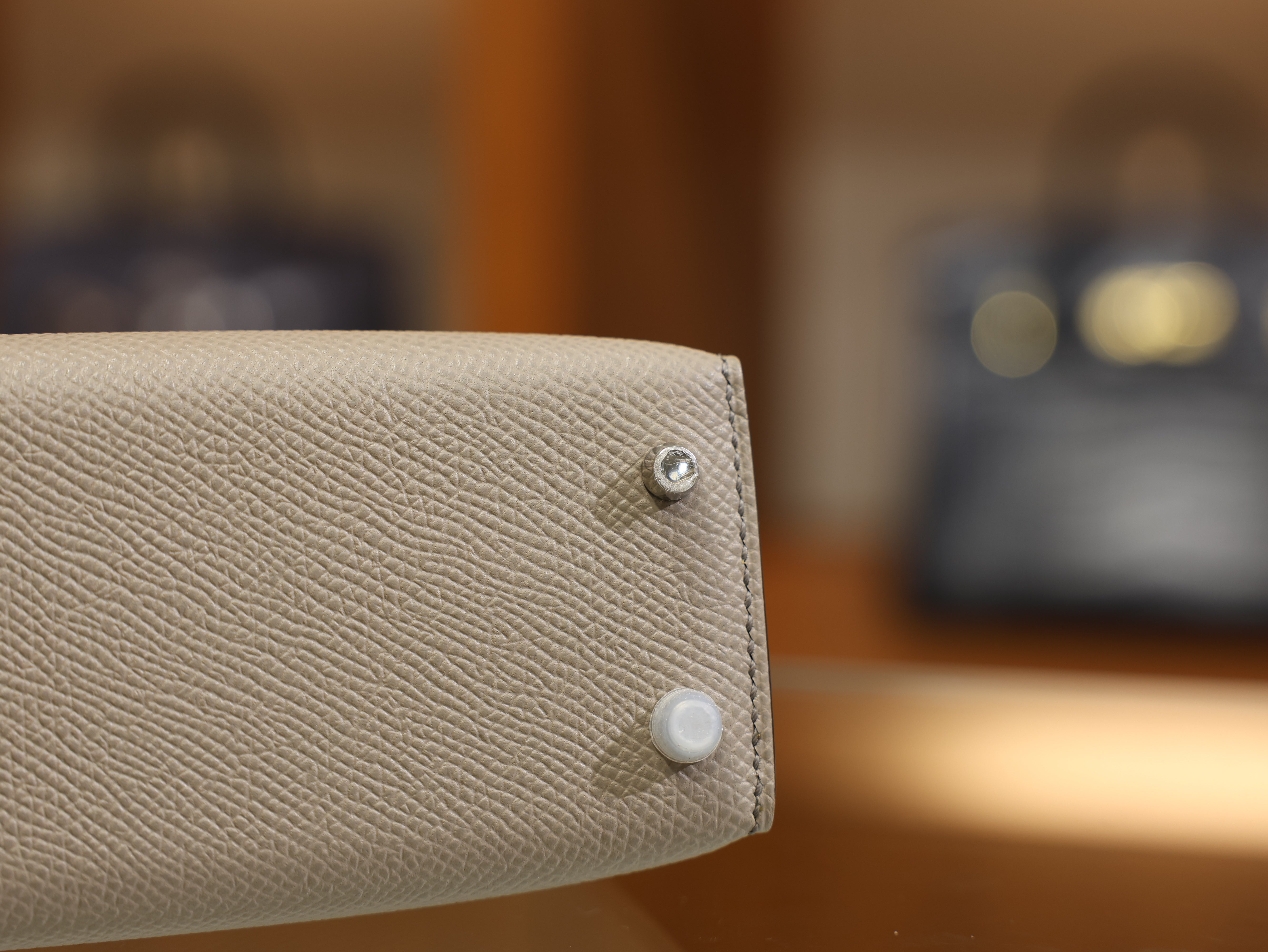 미니 켈리 앱송 그리스 아스팔트 은장