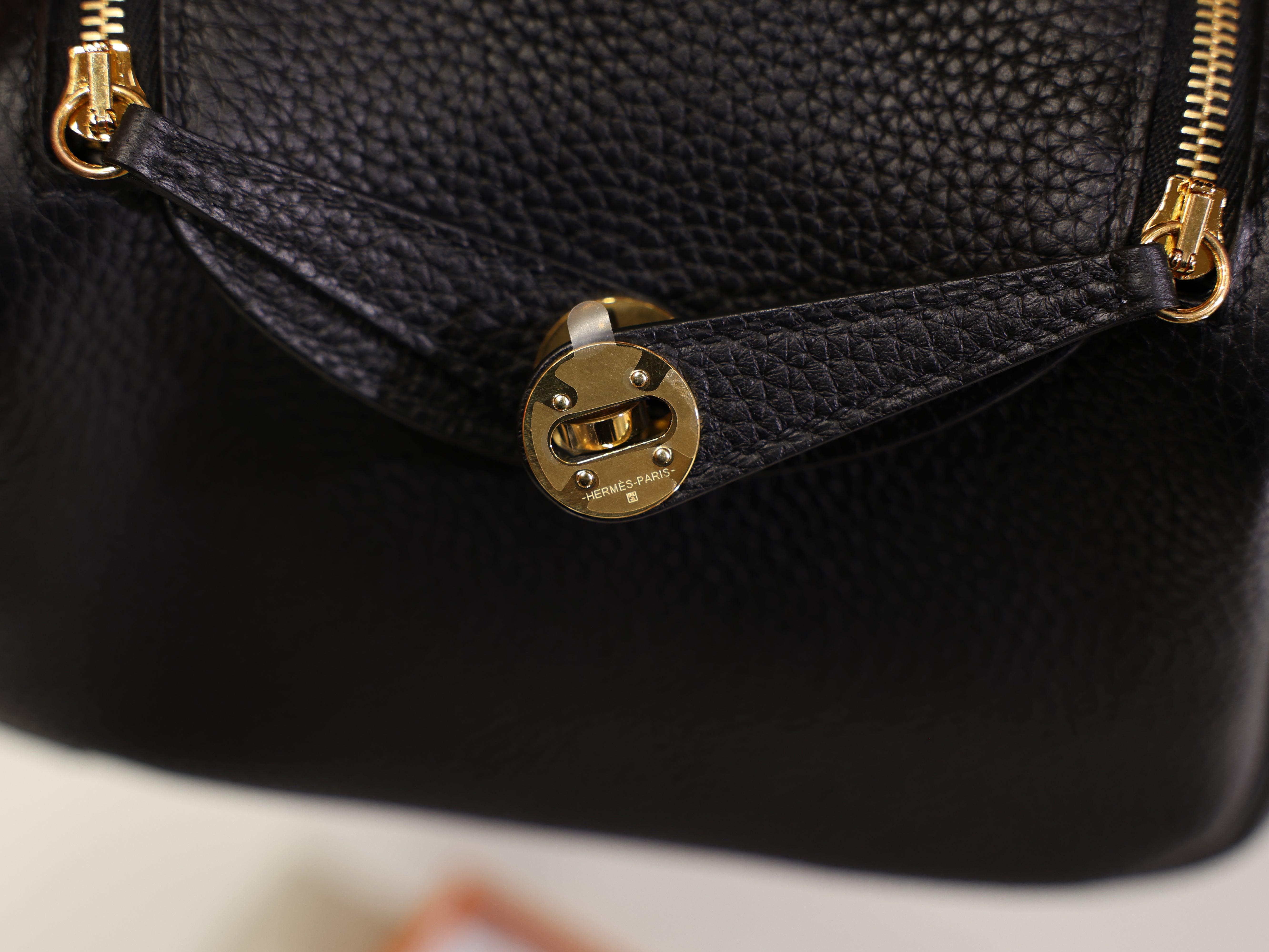 미니 린디 끌레망스 블랙 금장