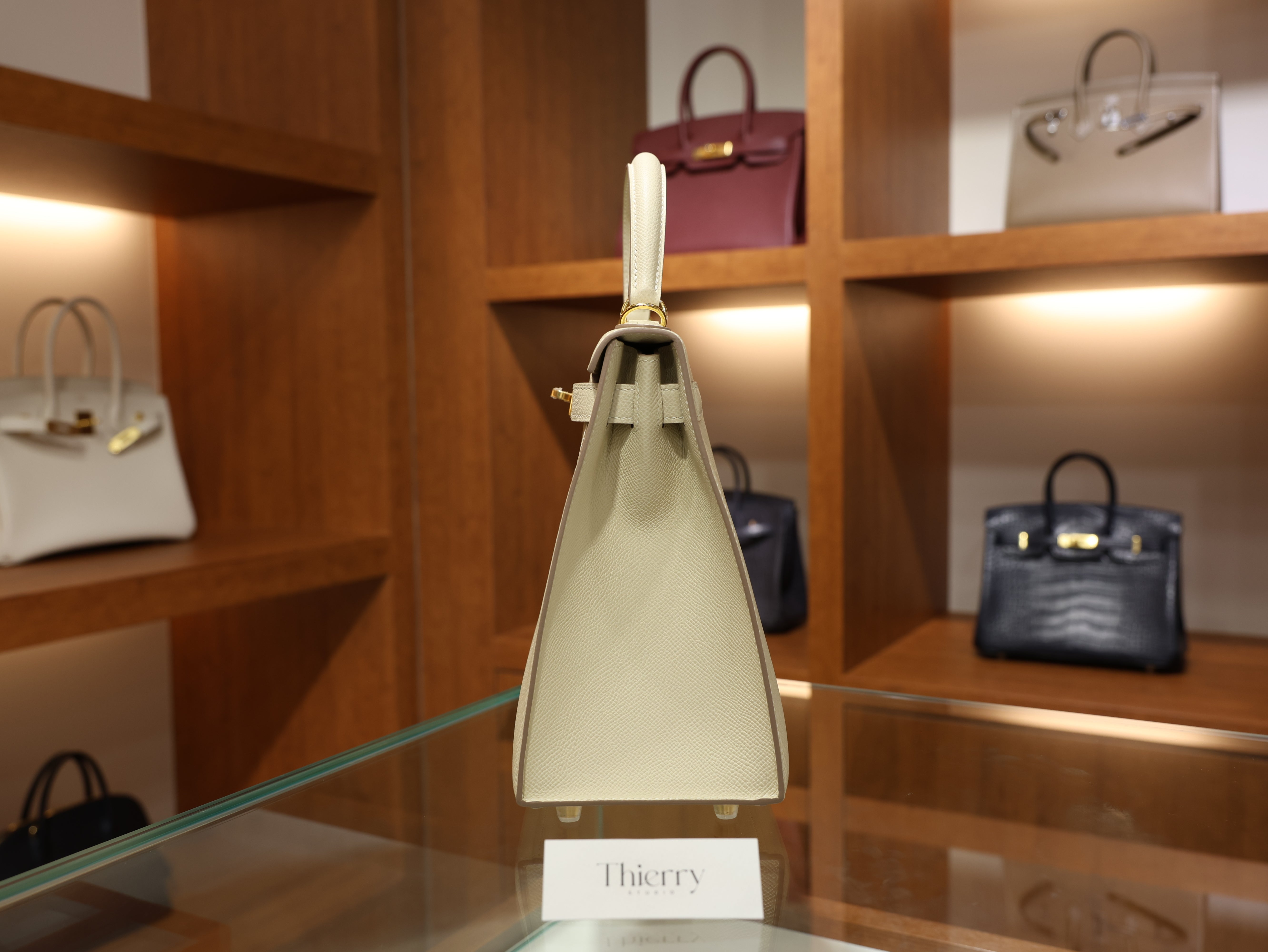 Kelly 28 epsom craie GHW