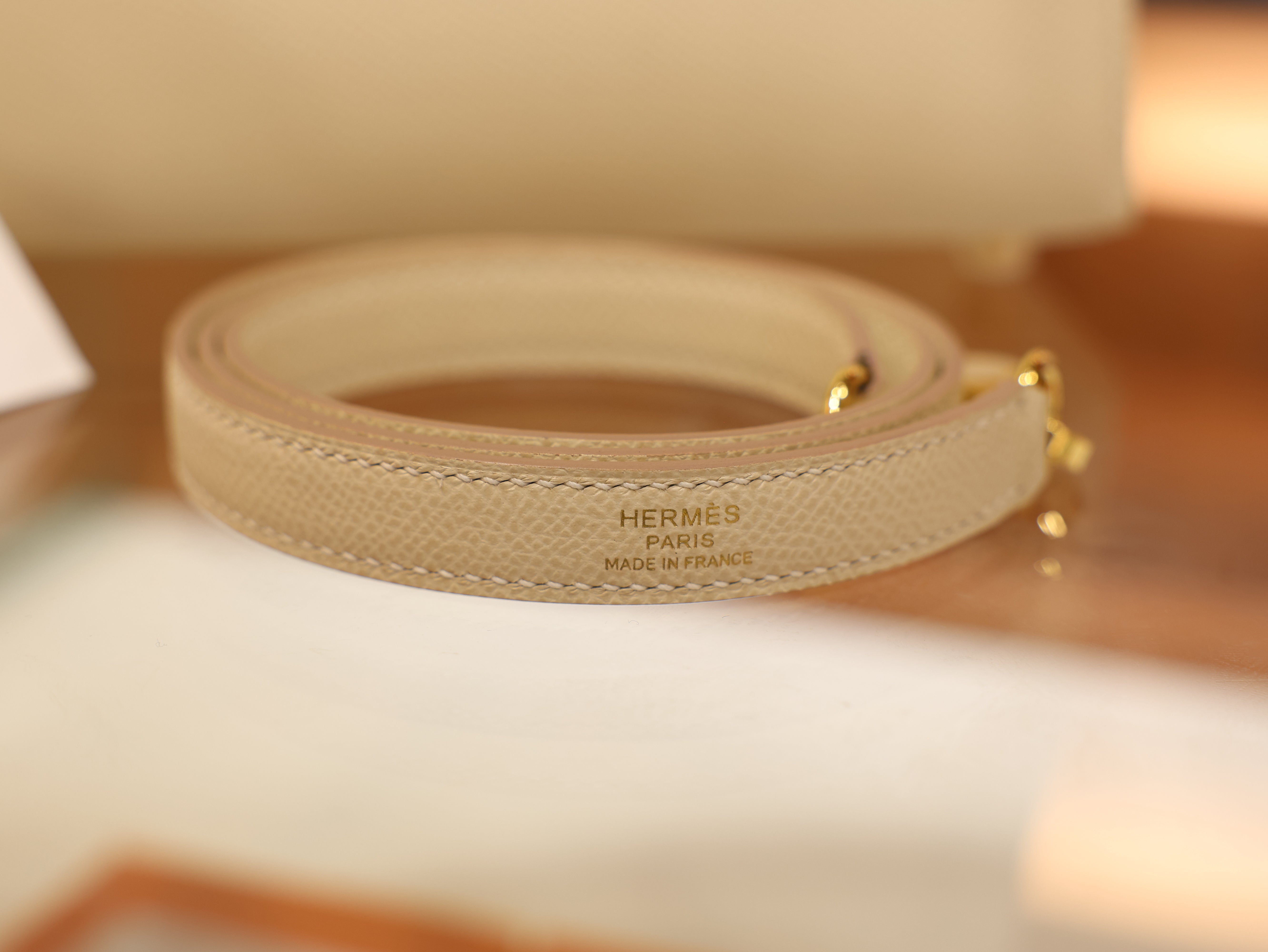 켈리 28 앱송 끄레 금장