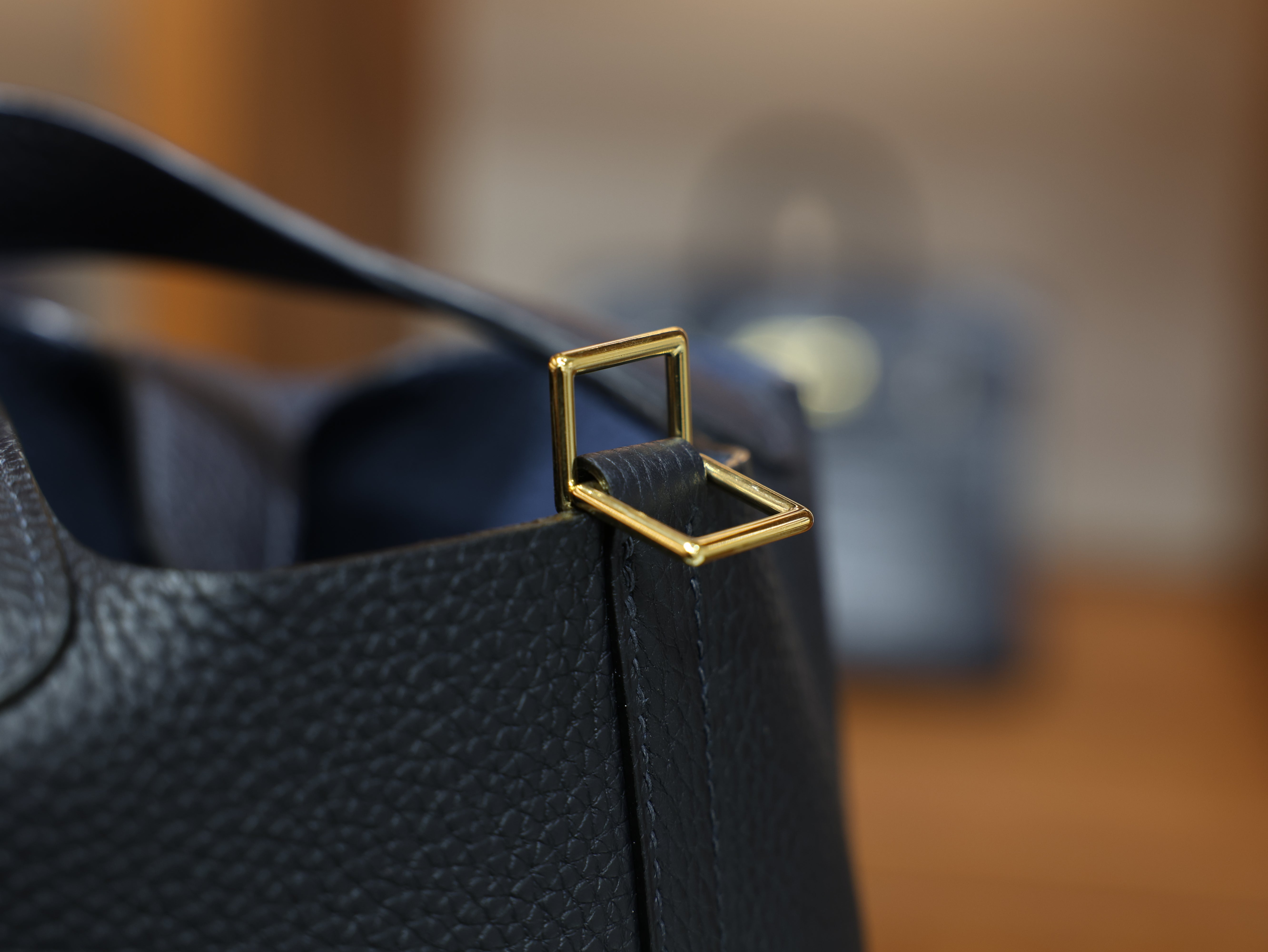 피코탄 18 끌레망스 블루뉘 금장