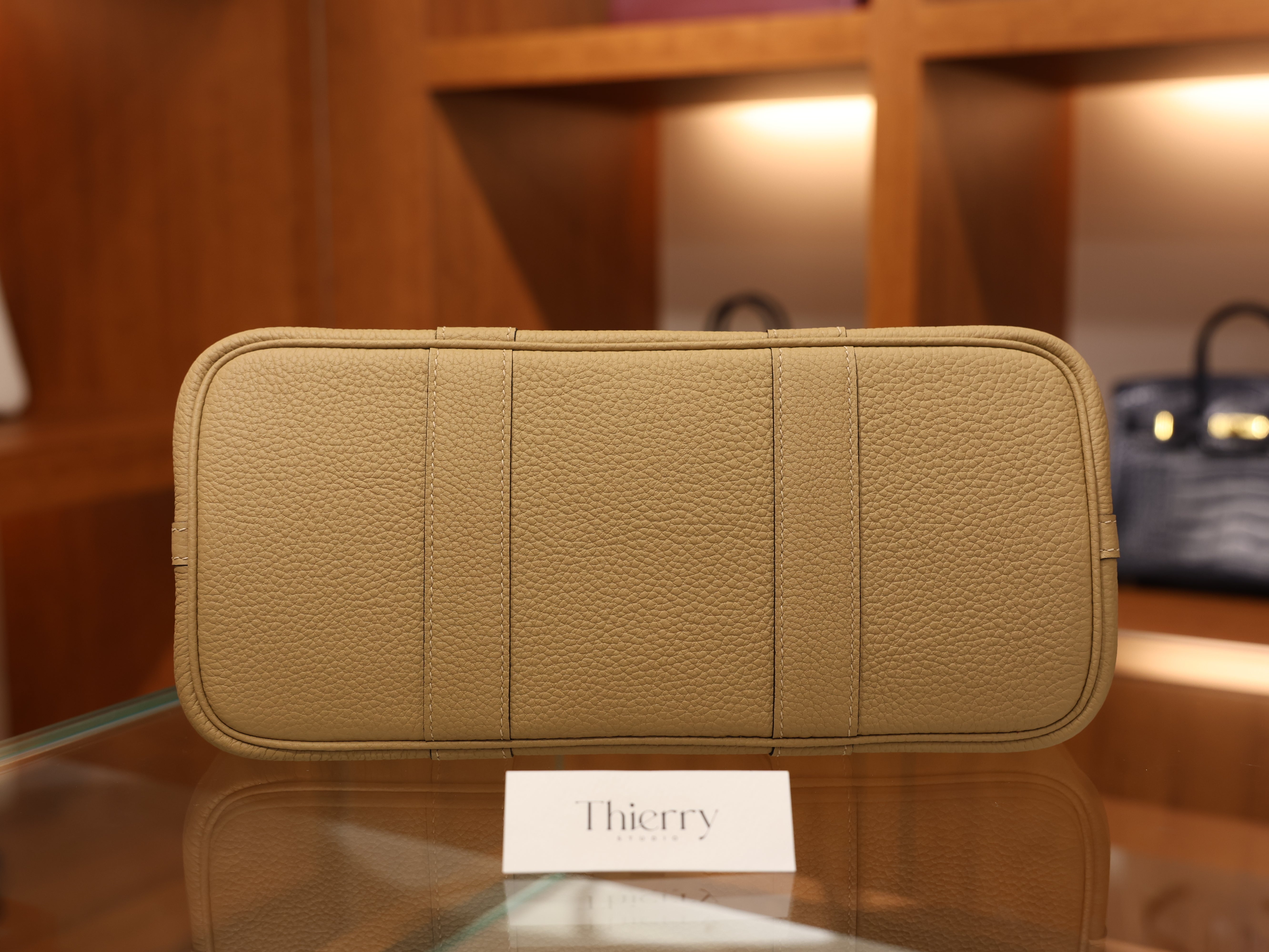 가든파티 30 네곤다 트렌치