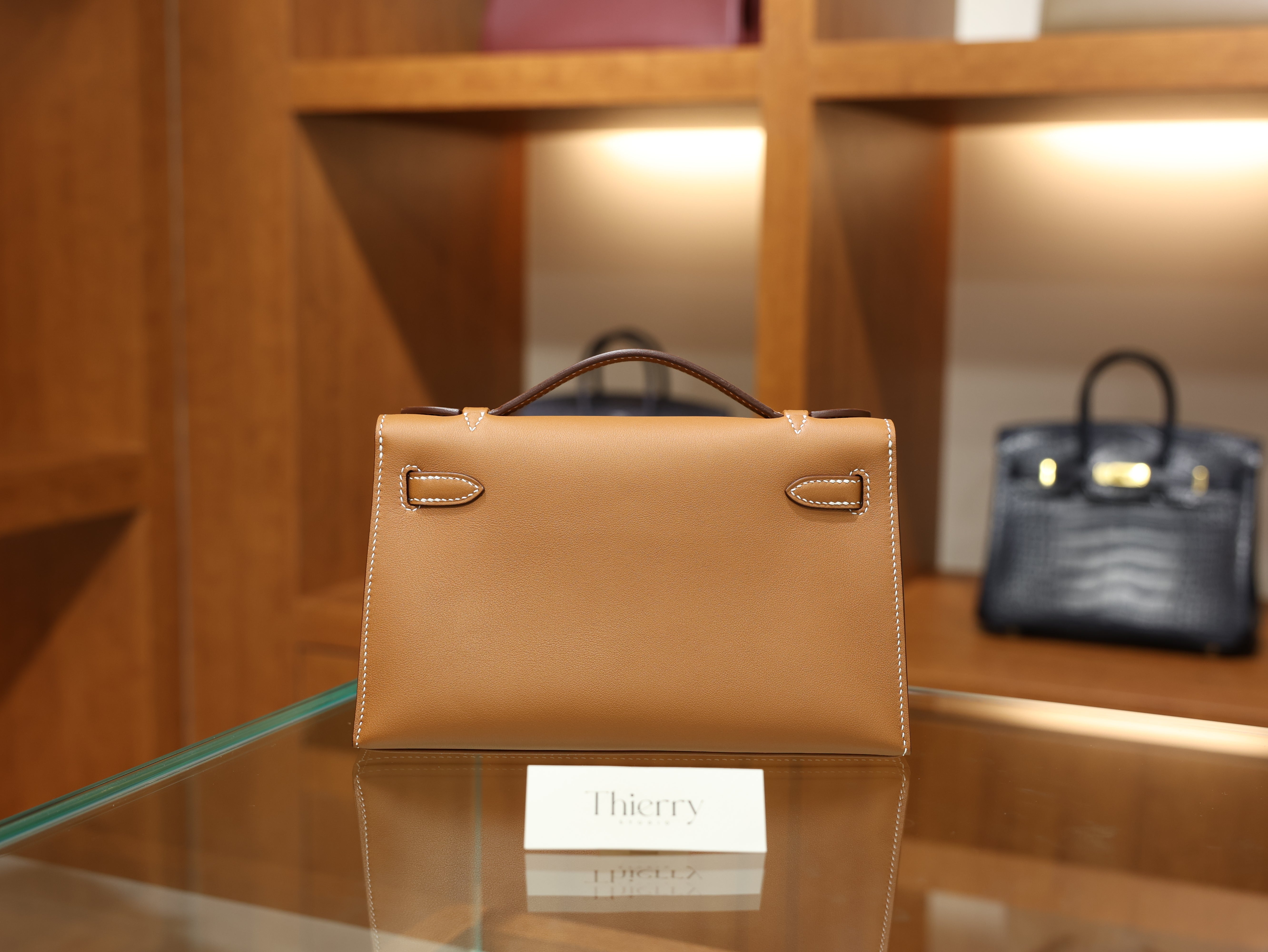 켈리 포쉐트 스위프트 골드 금장