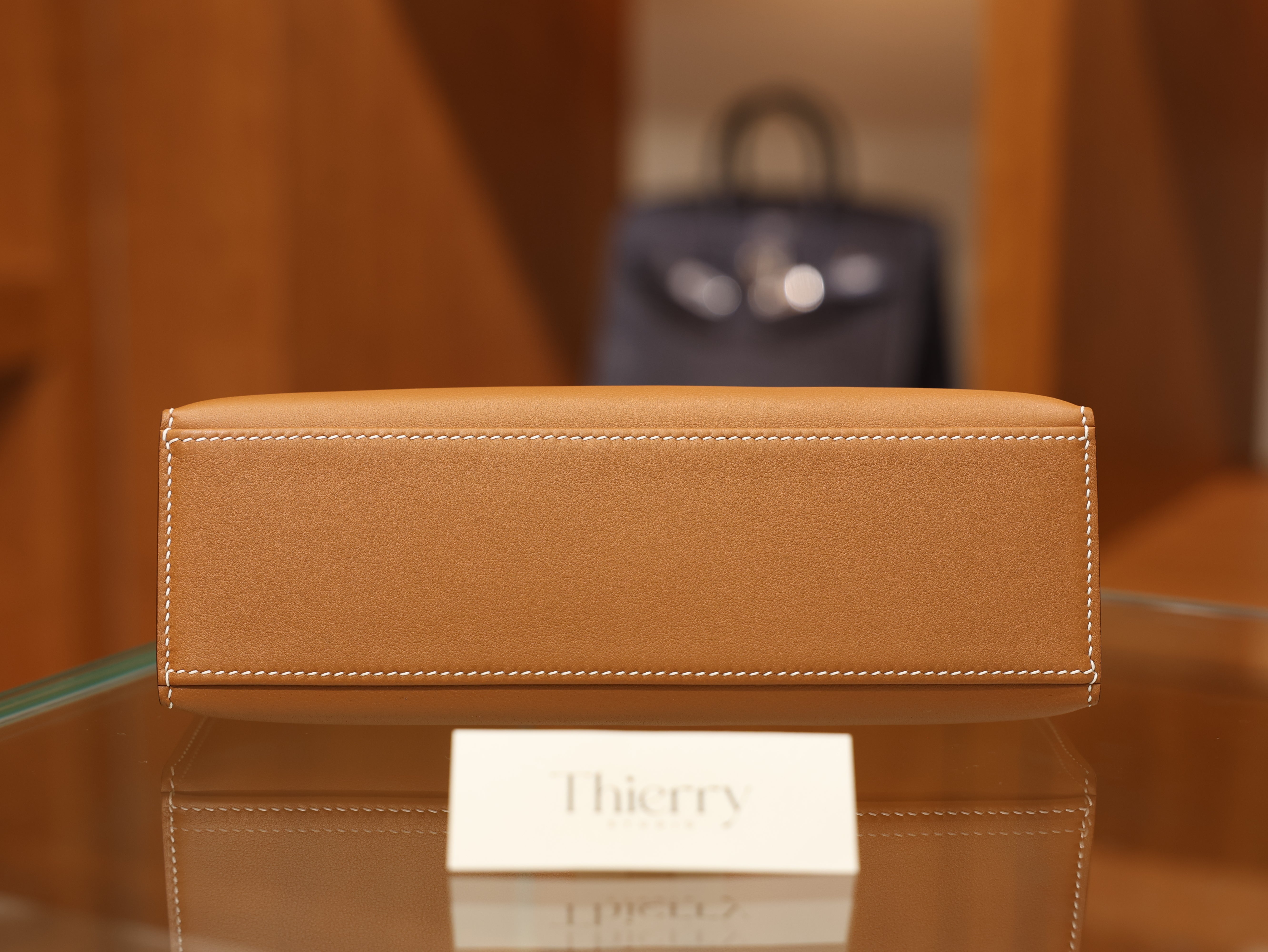 켈리 포쉐트 스위프트 골드 금장