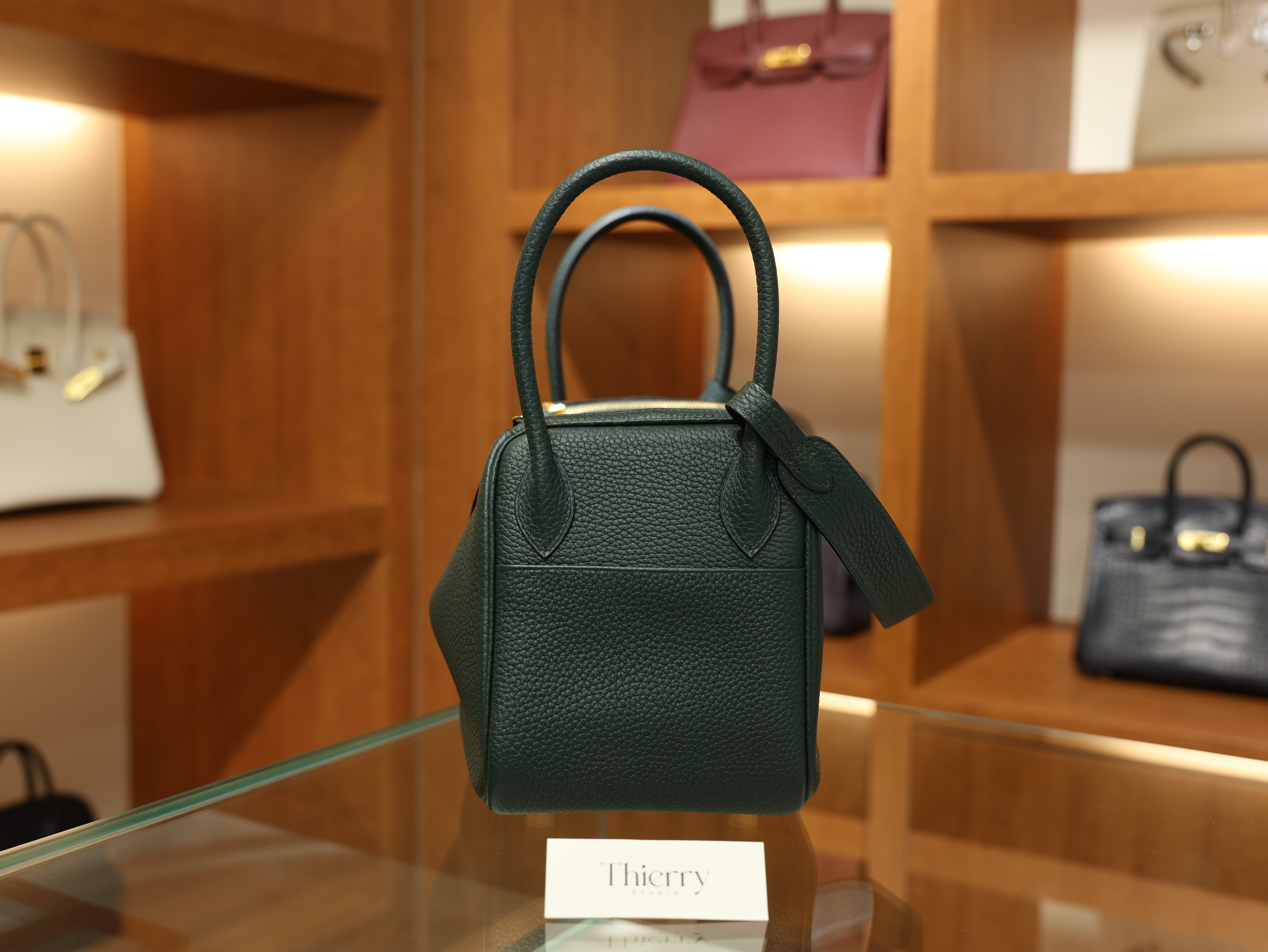 린디 26 끌레망스 베르트 사이프리스 금장