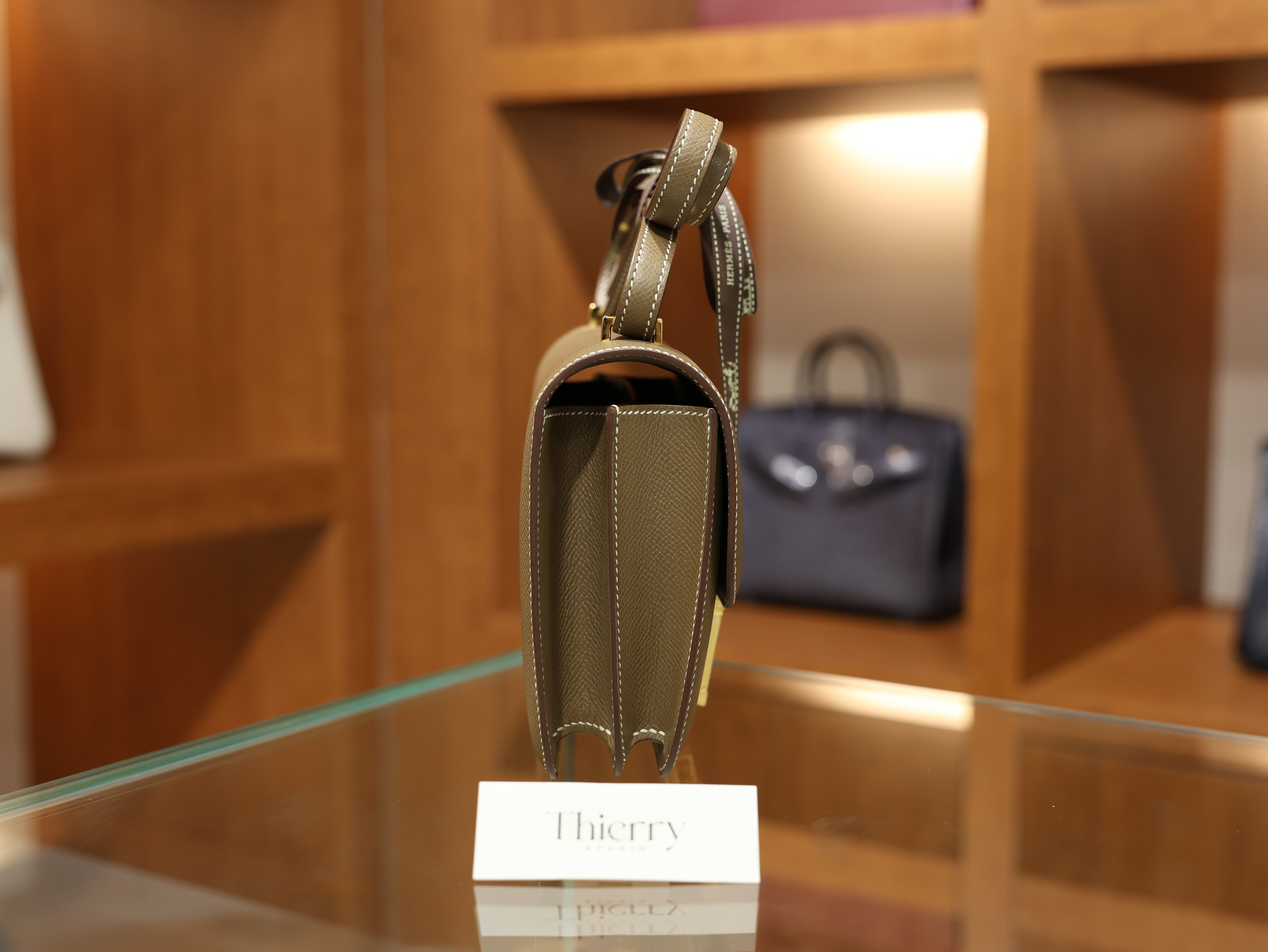 콘스탄스 18 앱송 에토프 금장