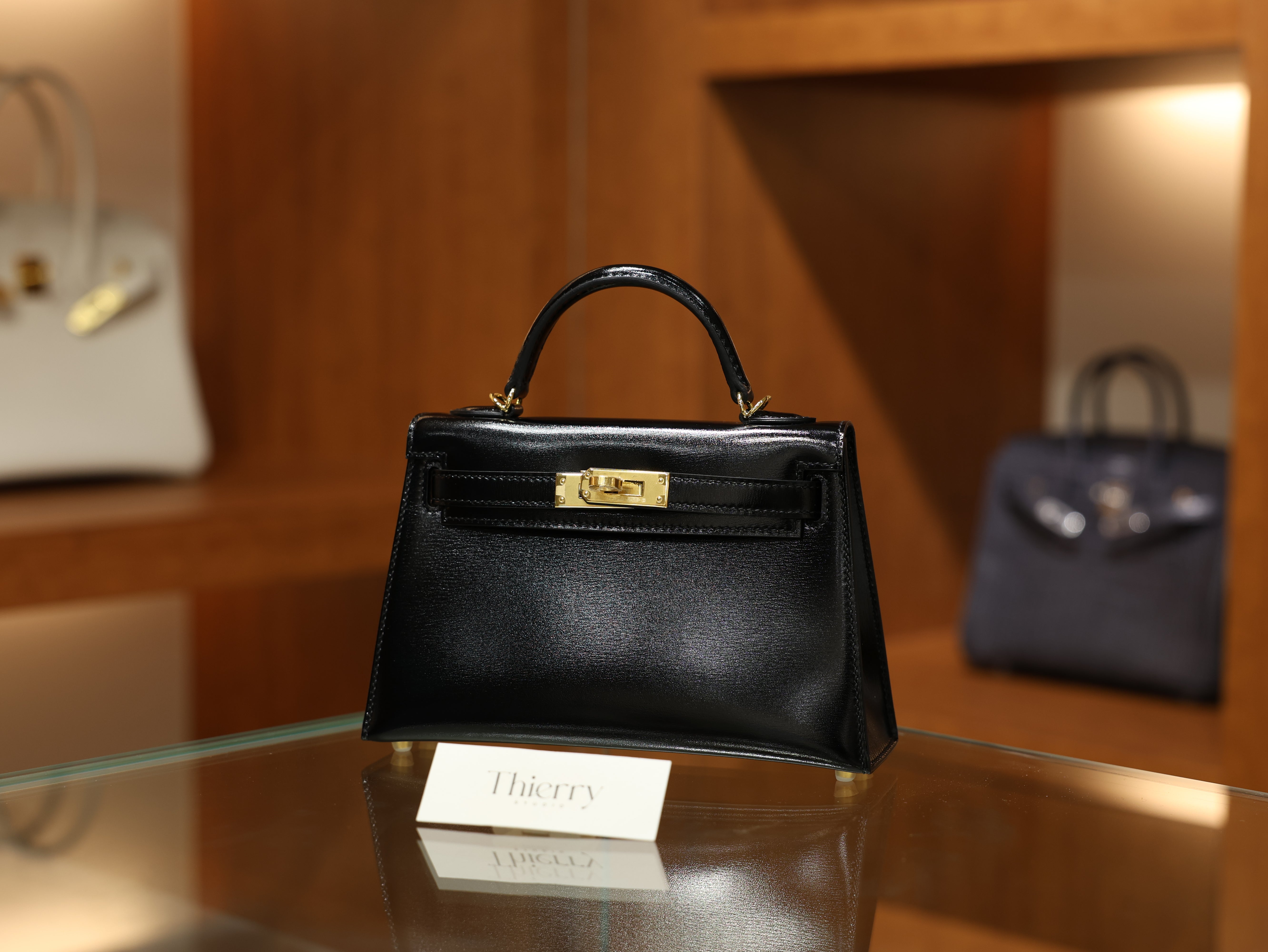 미니 켈리 복스 블랙 금장