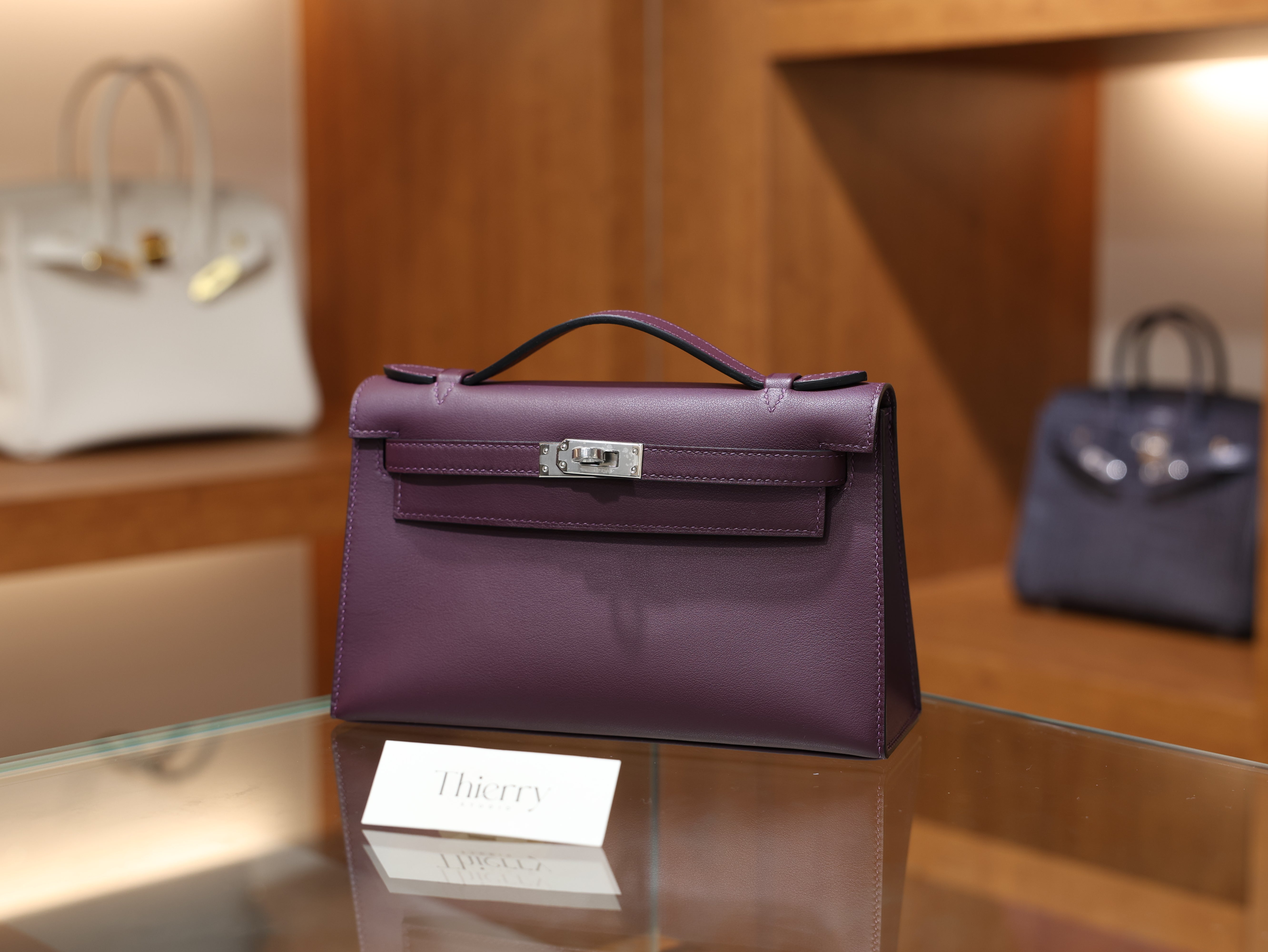 켈리 포쉐트 스위프트 카시스 은장