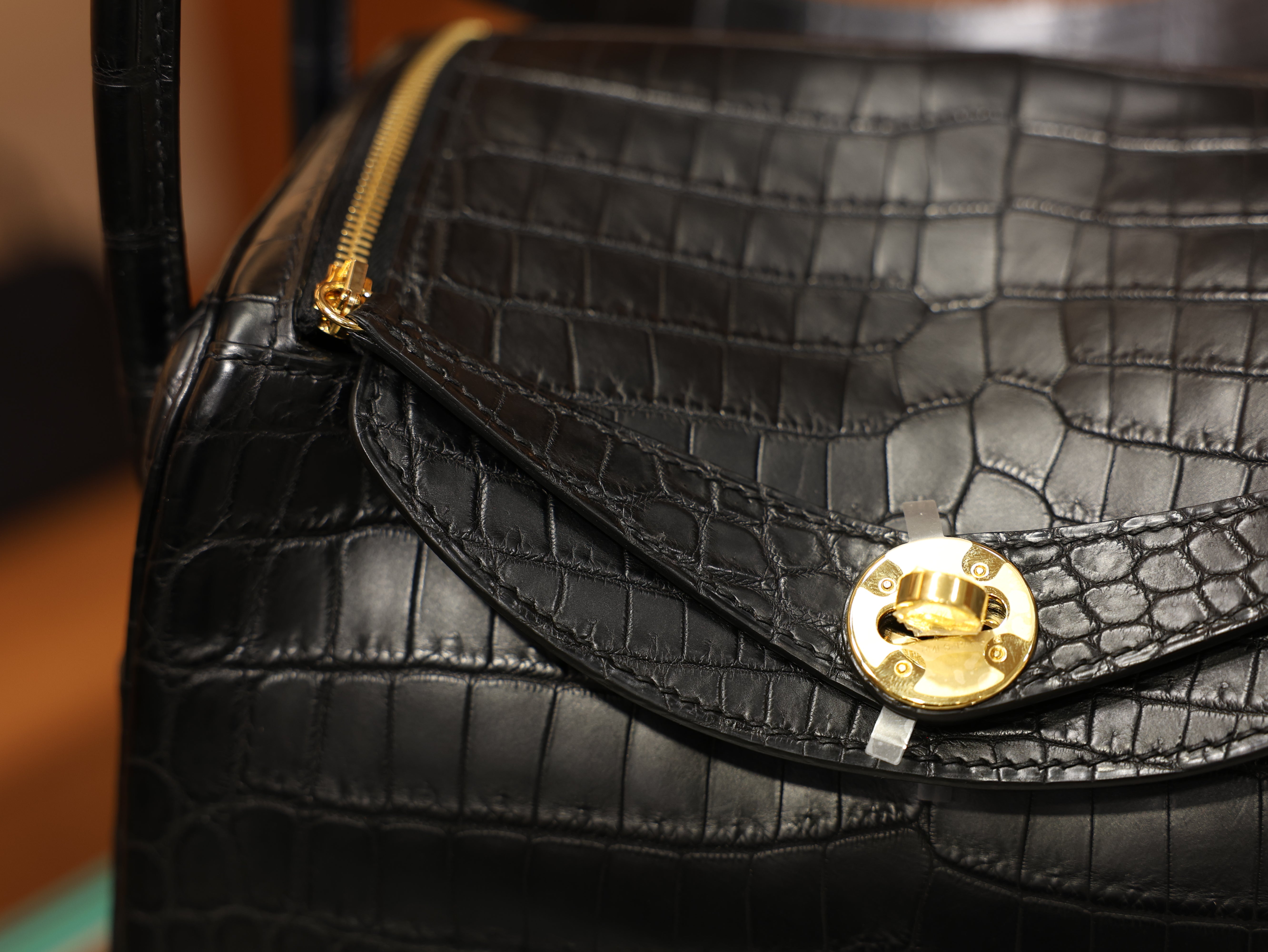 린디 26 매트 닐로티쿠스 블랙 금장