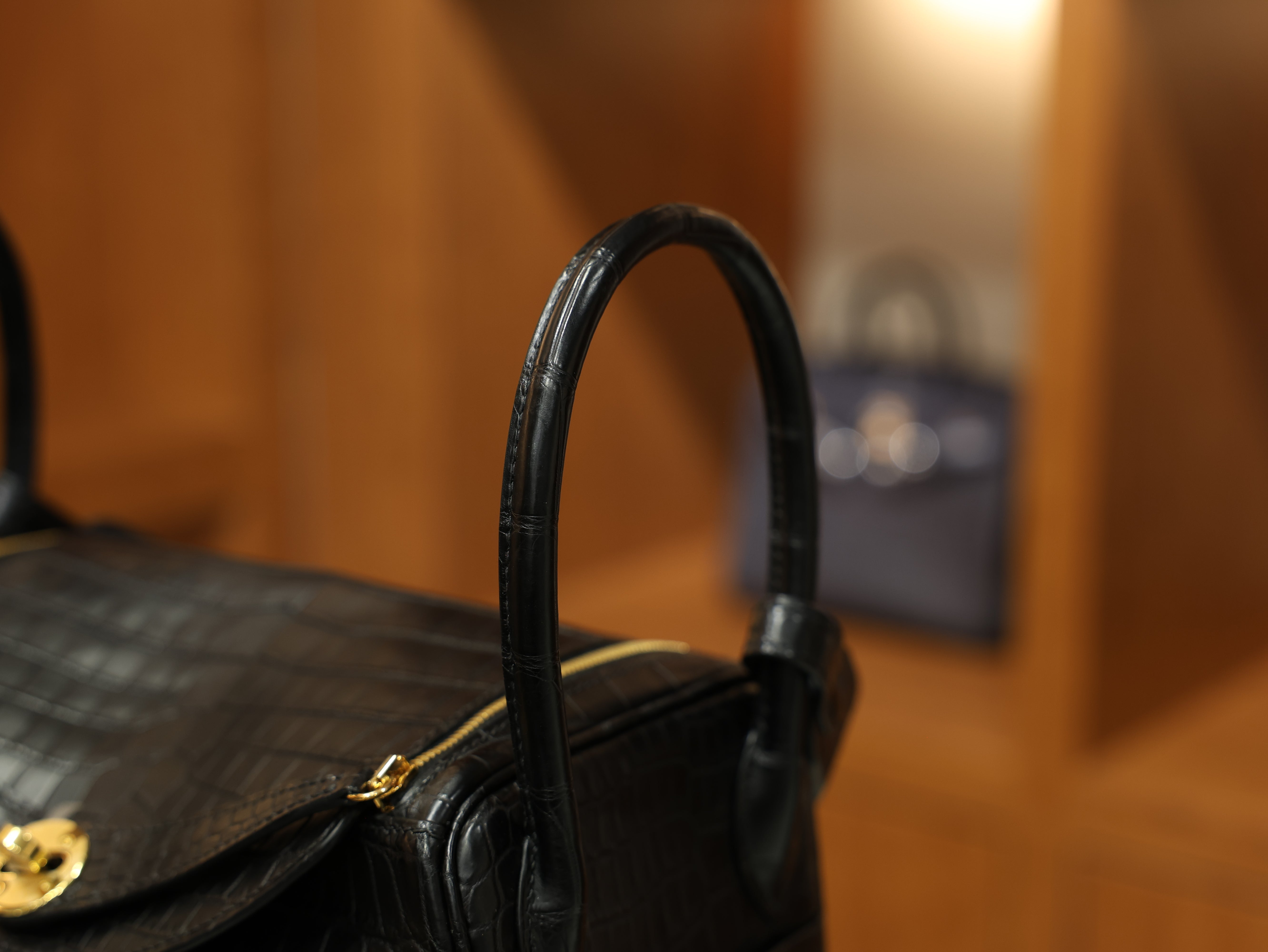 린디 26 매트 닐로티쿠스 블랙 금장