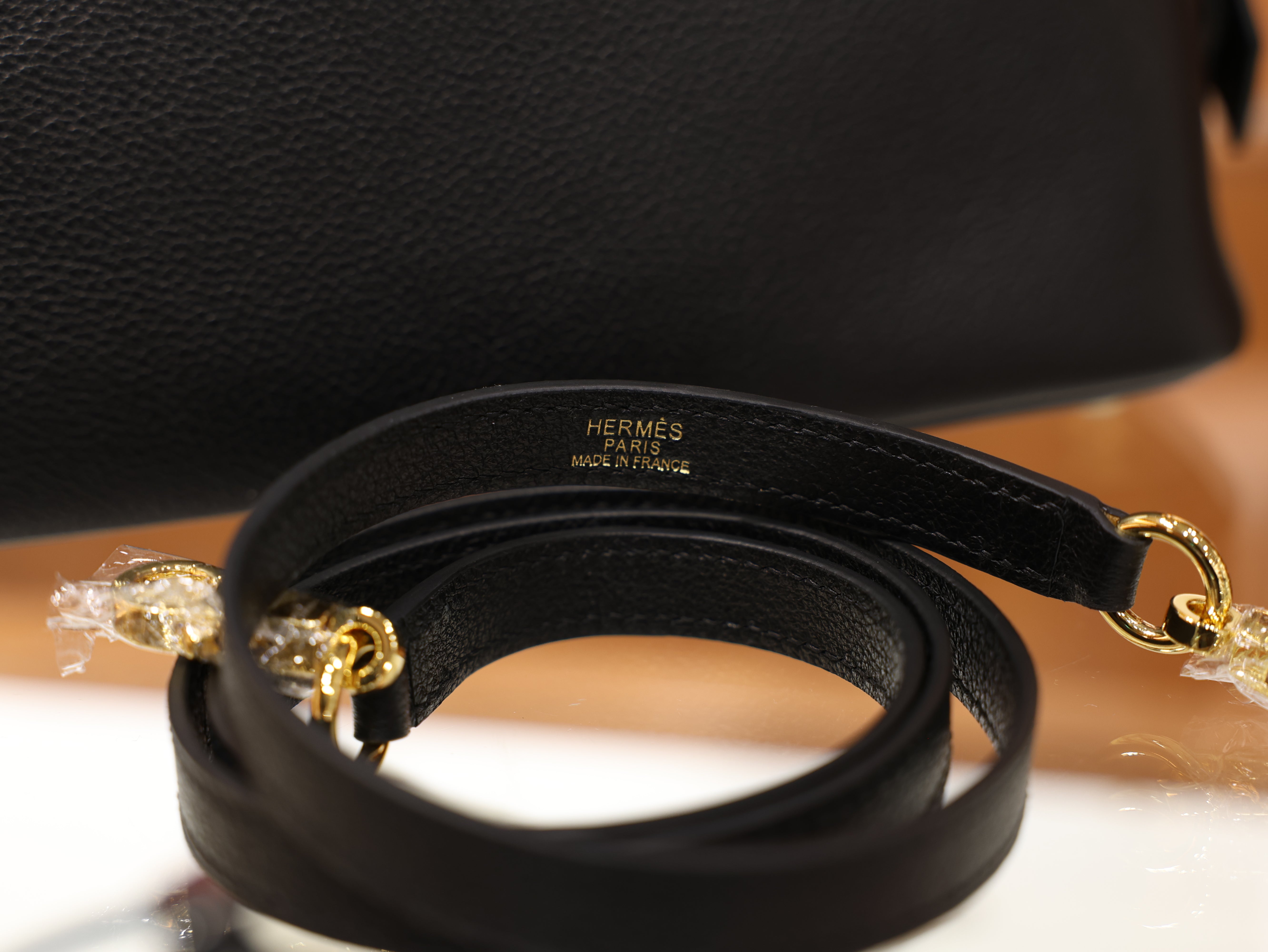 볼리드 25 에버컬러 블랙 금장