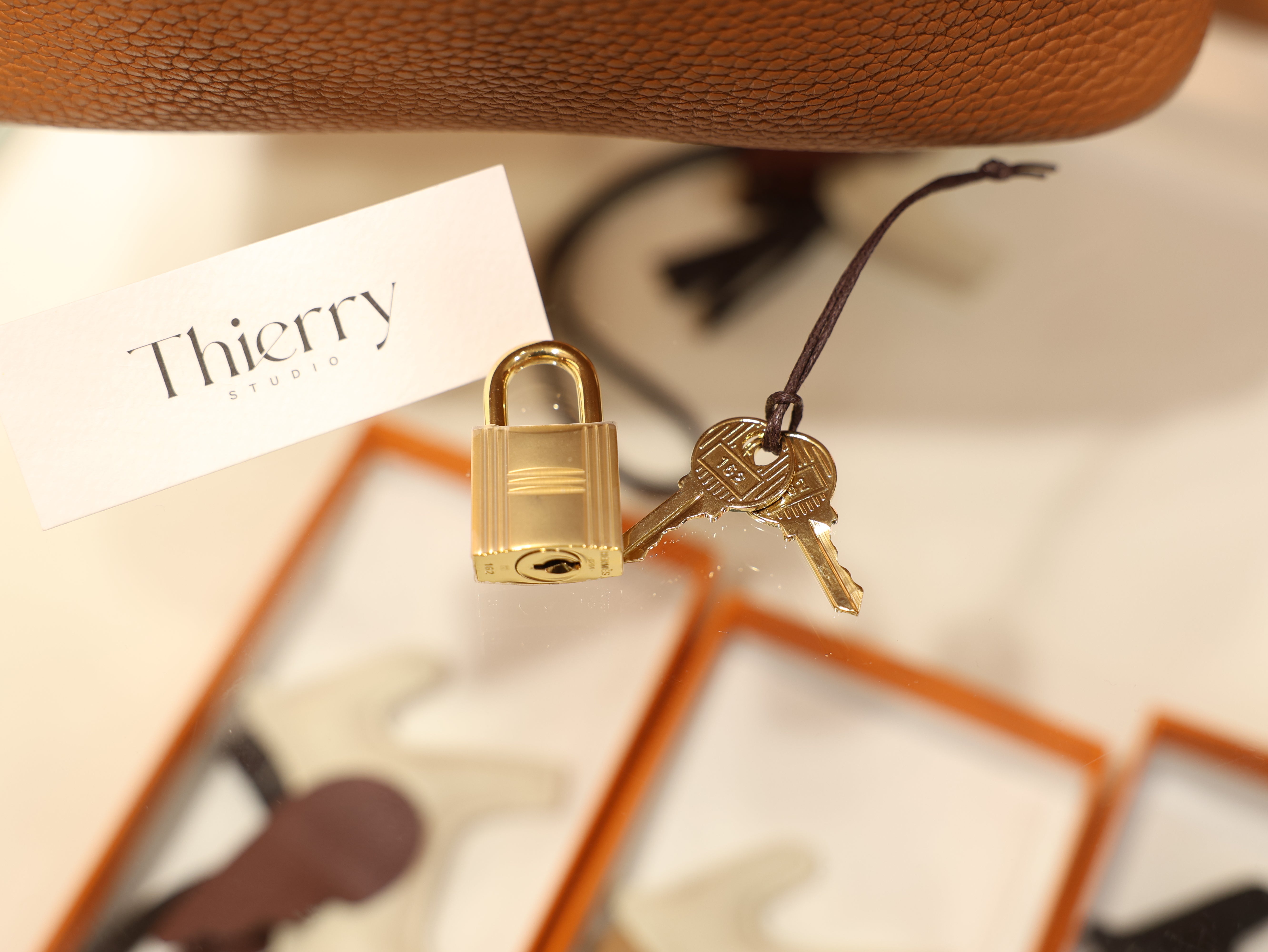 피코탄 22 끌레망스 골드 금장