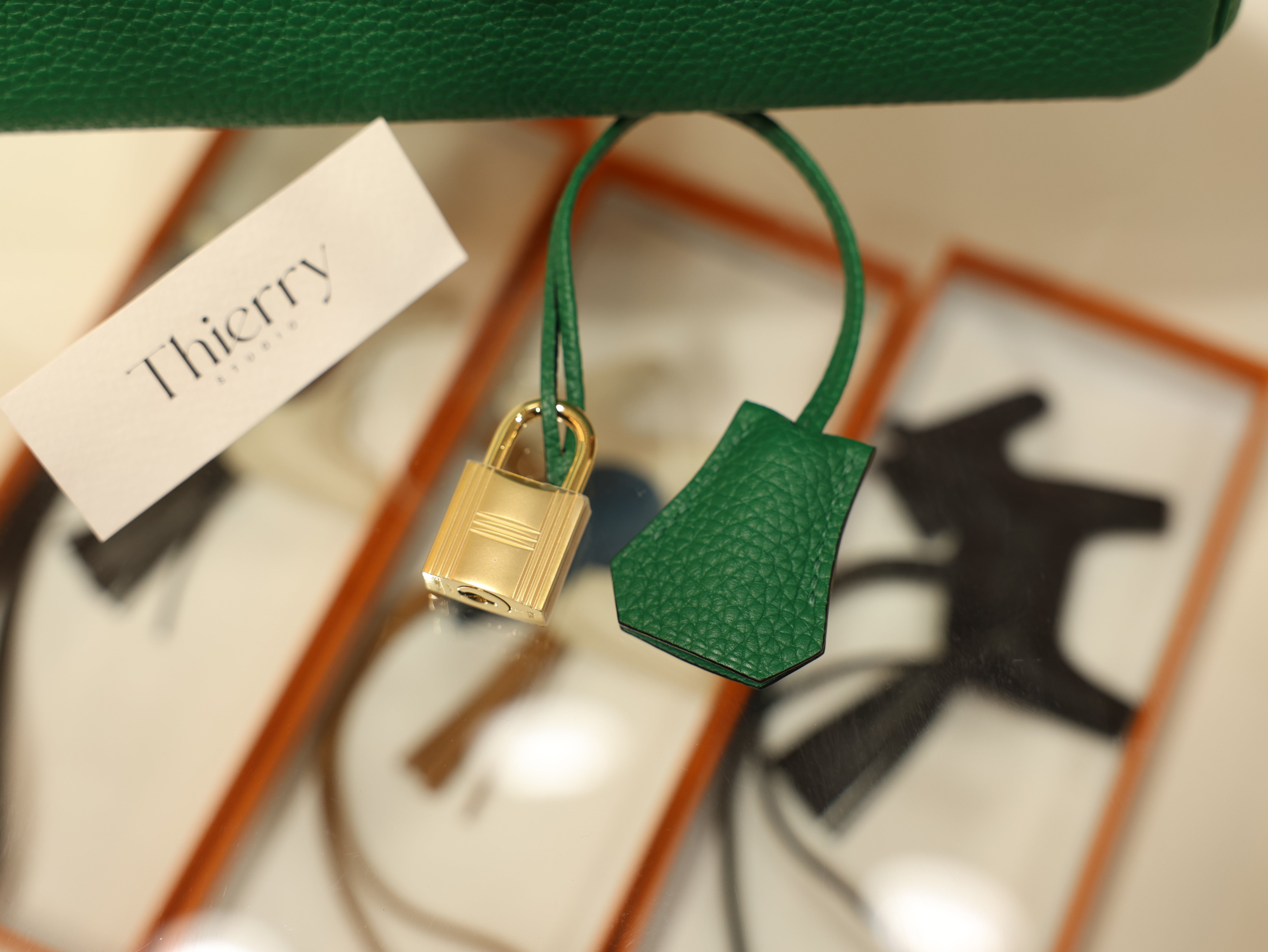 버킨 25 끌레망스 베르트 베르티고 금장