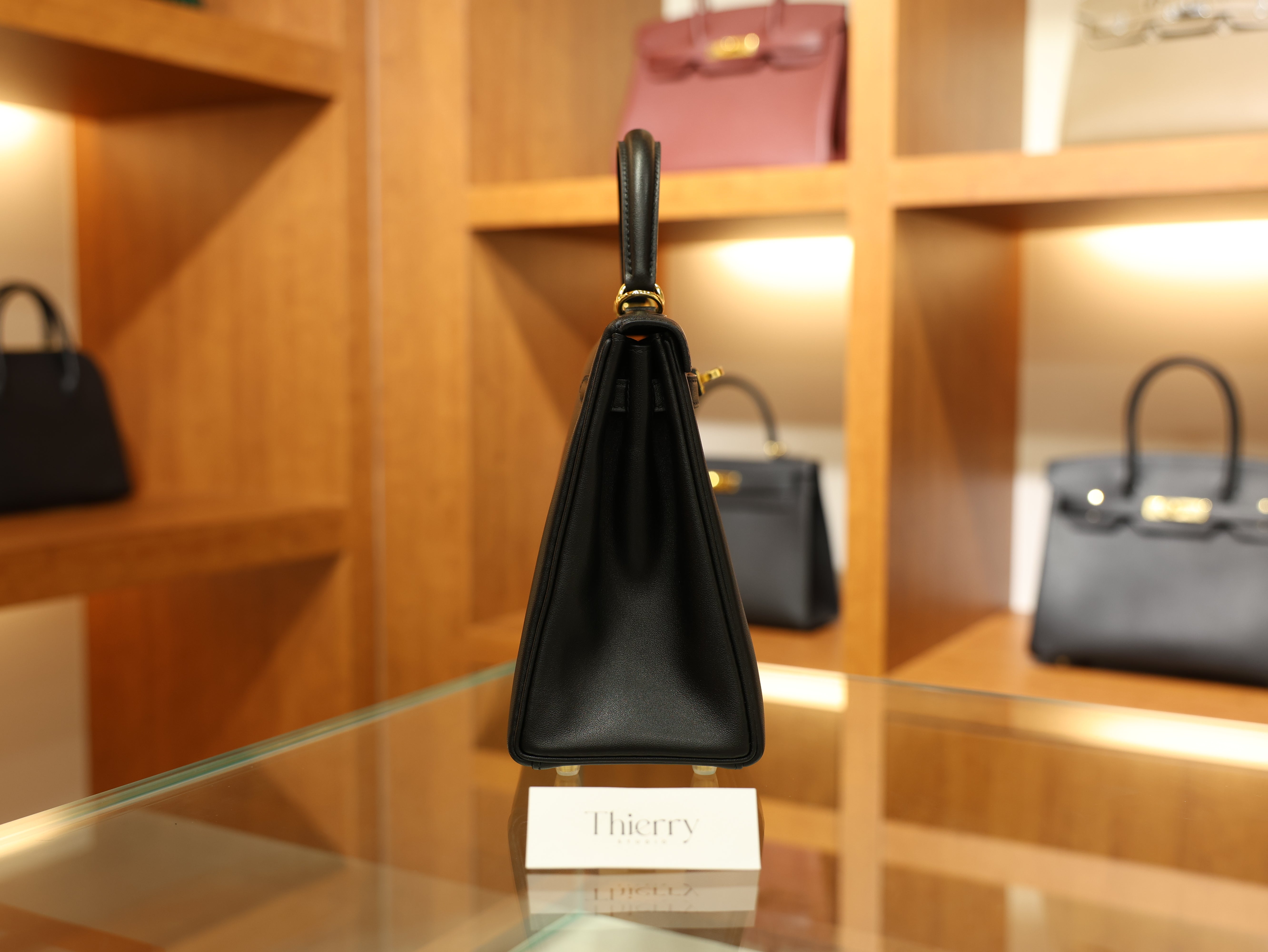 켈리 25 스위프트 블랙 금장