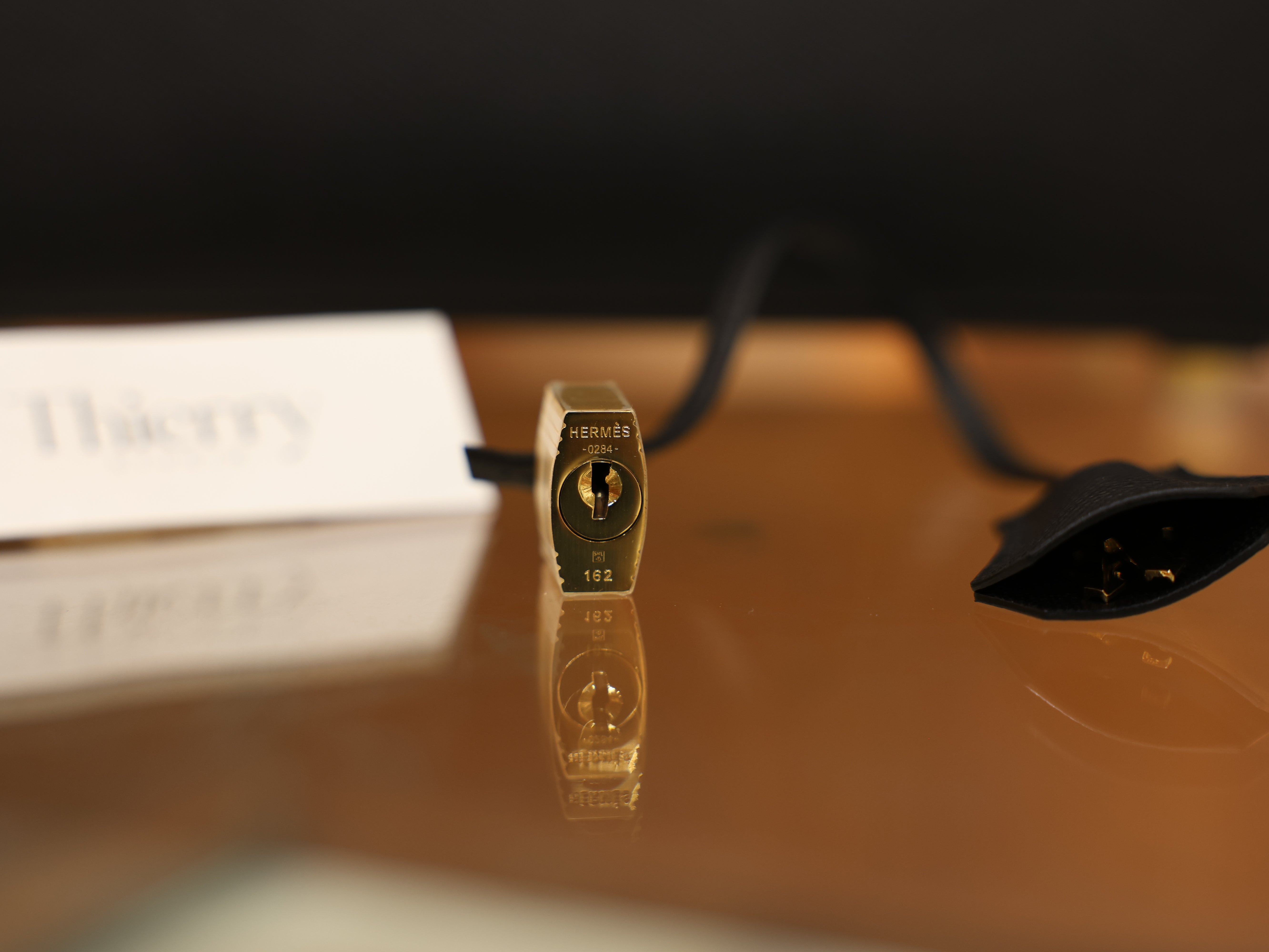 버킨 30 앱송 르투르네 블랙 금장