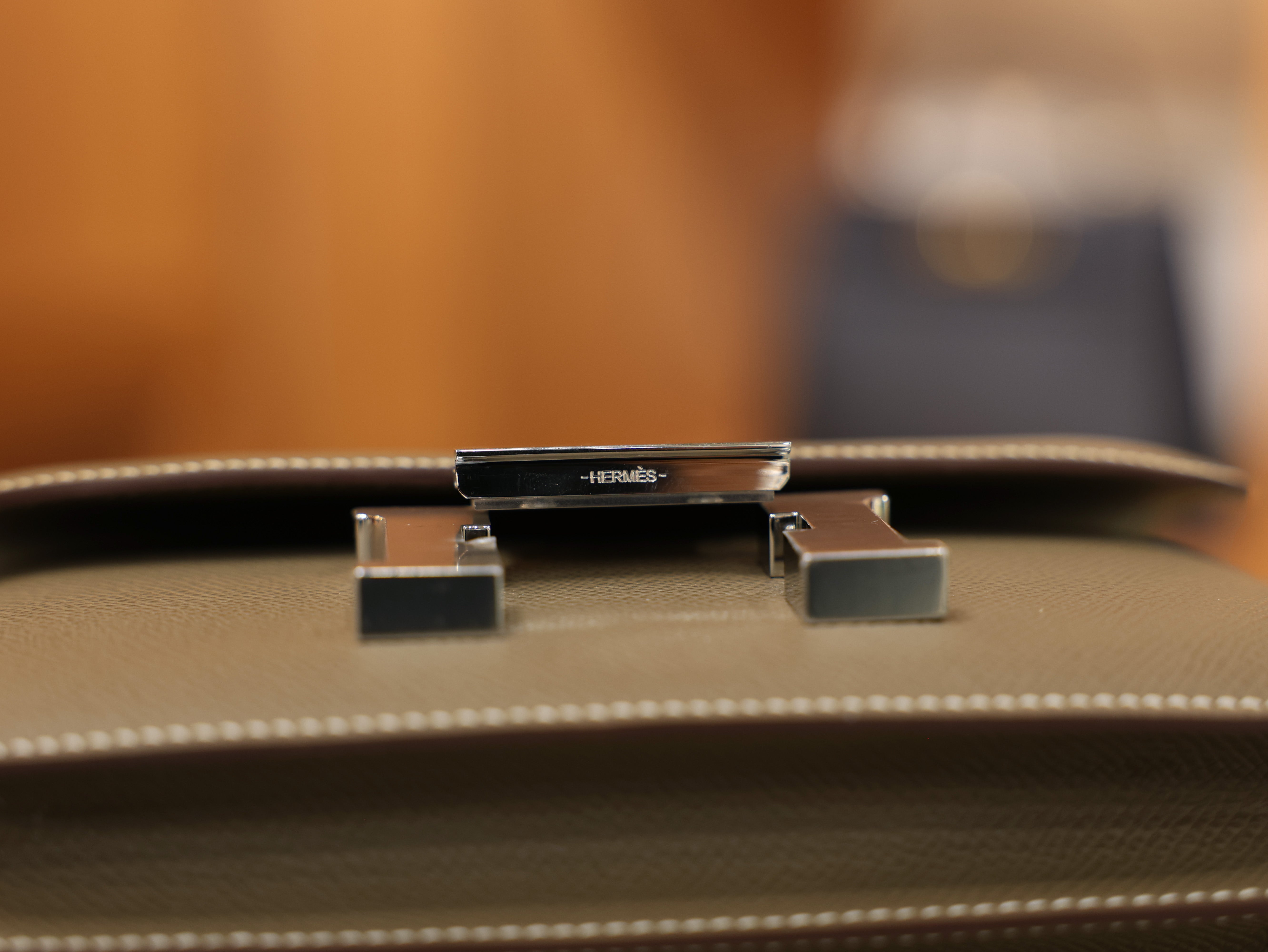 콘스탄스 18 앱송 에토프 은장