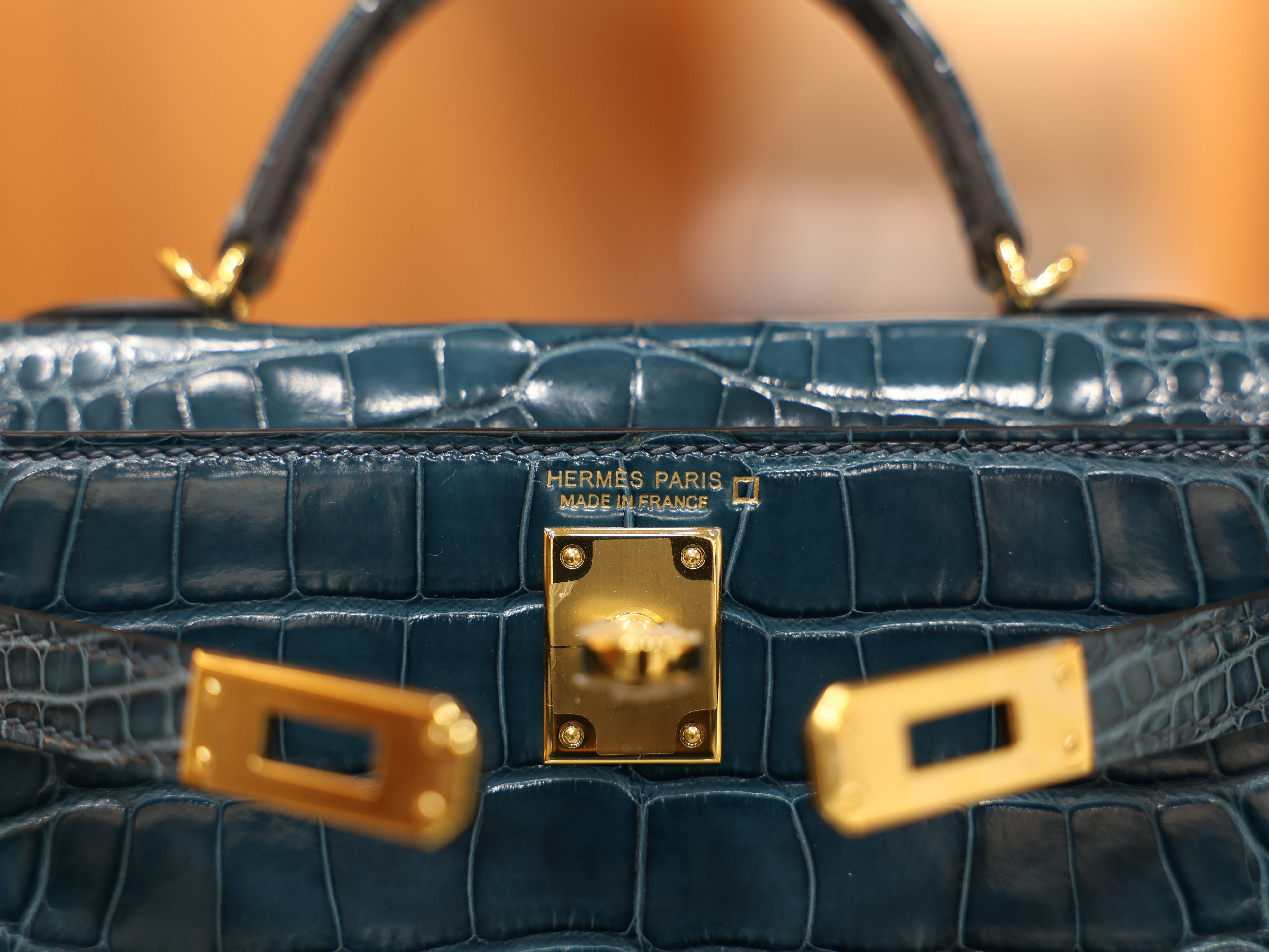 미니 켈리 샤이니 엘리게이터 베르트 보스포어 금장