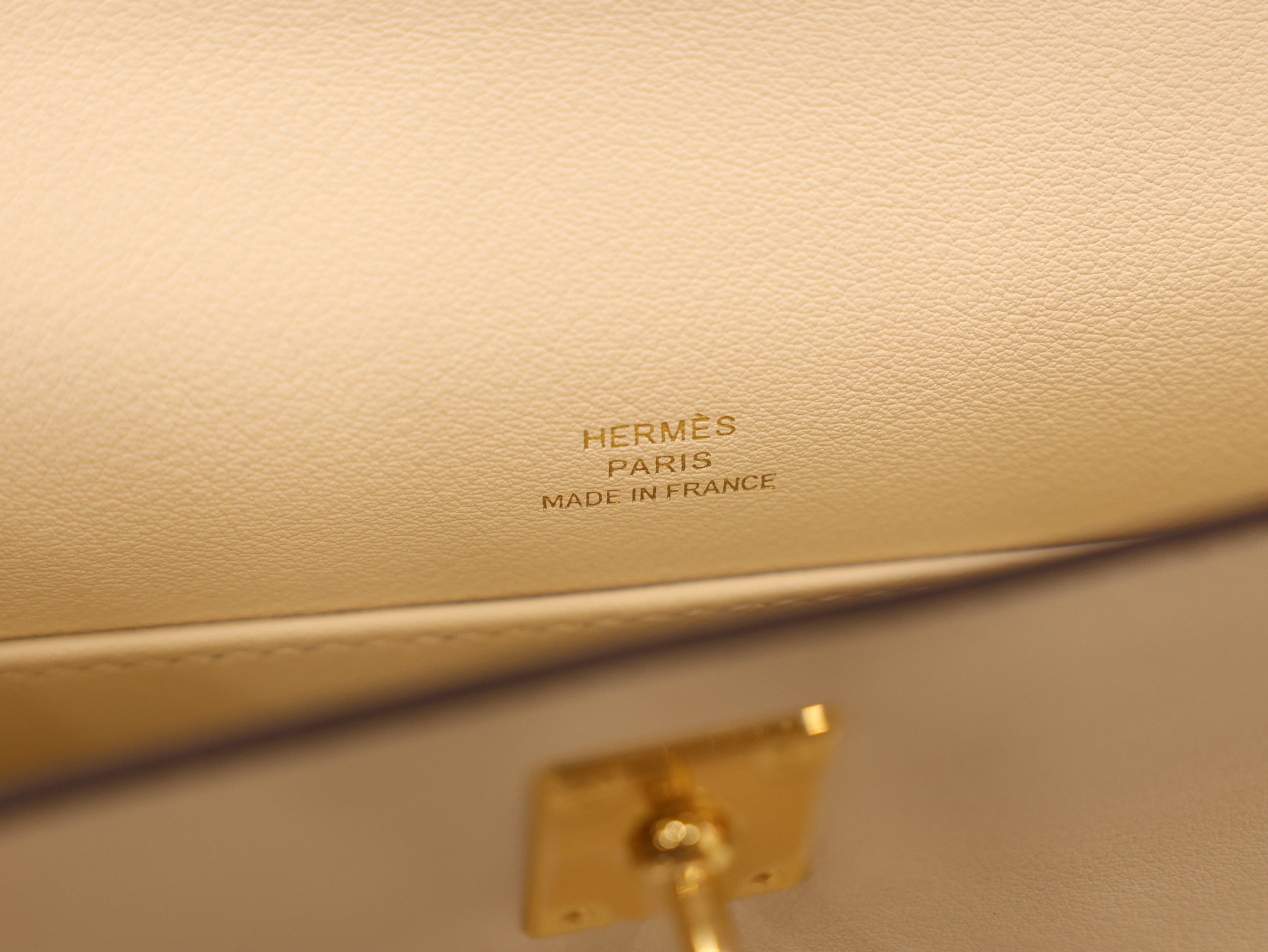 켈리 포쉐트 스위프트 나타 금장