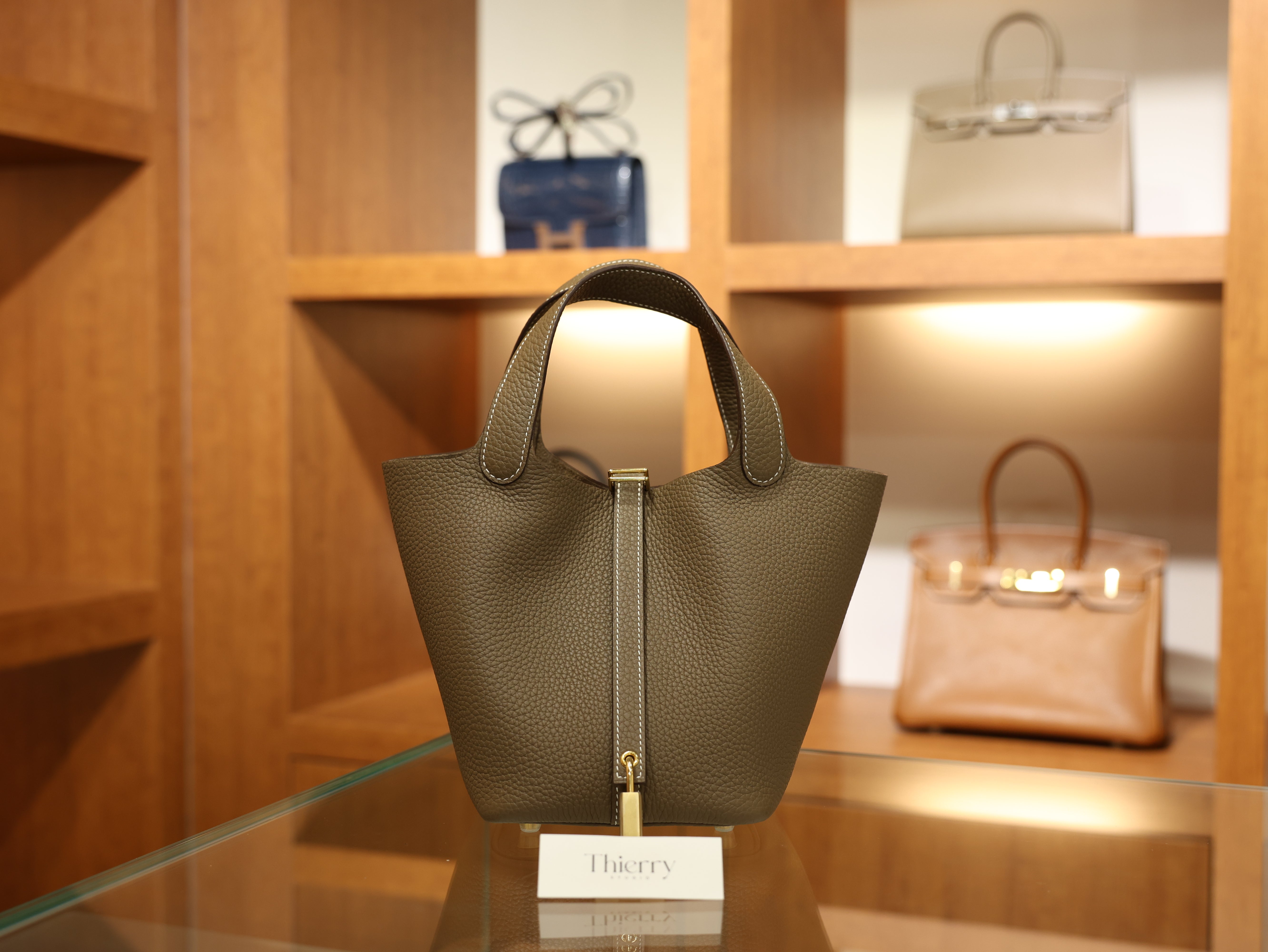 피코탄 18 끌레망스 에토프 금장