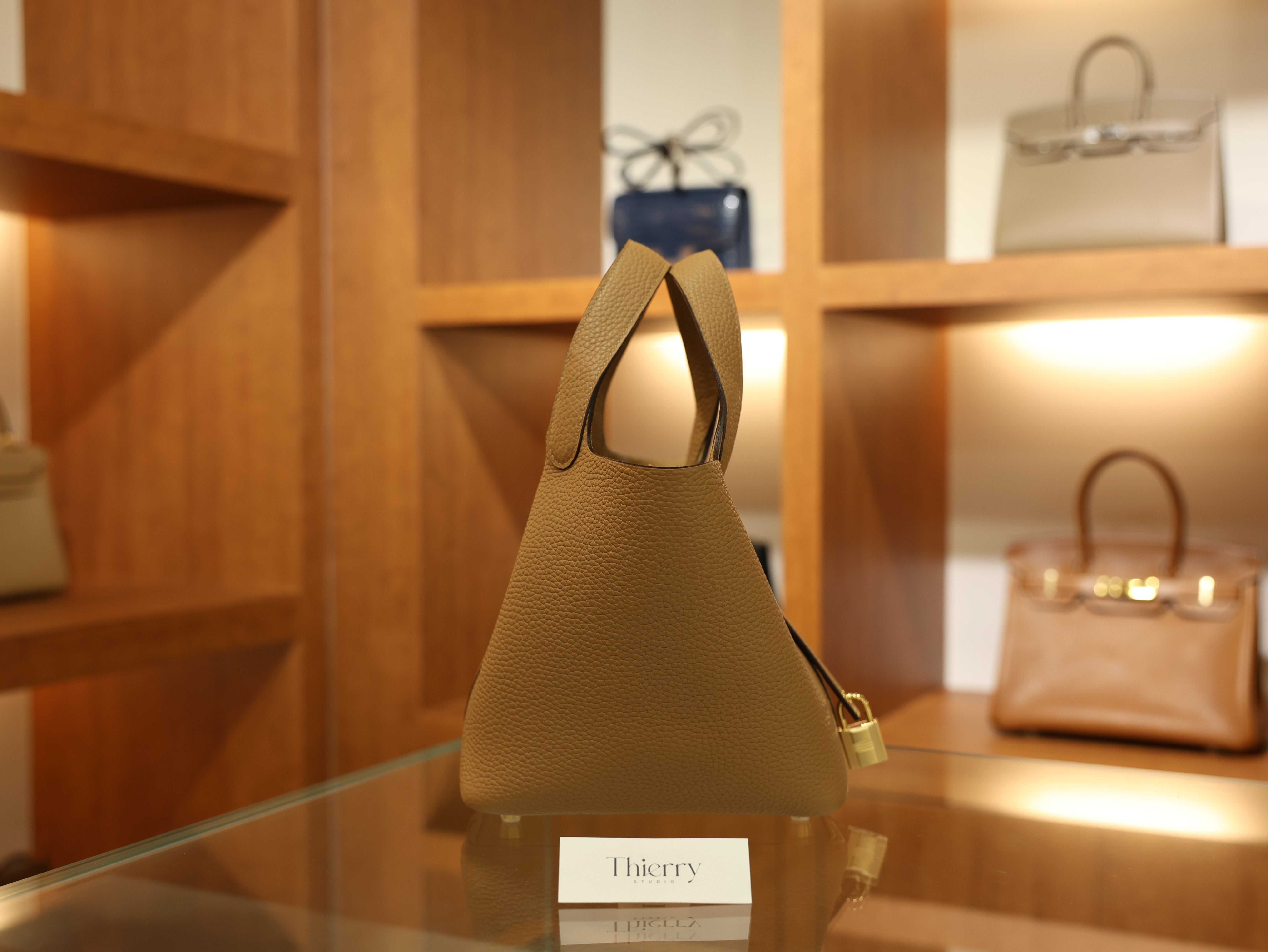 피코탄 18 끌레망스 비스킷 금장