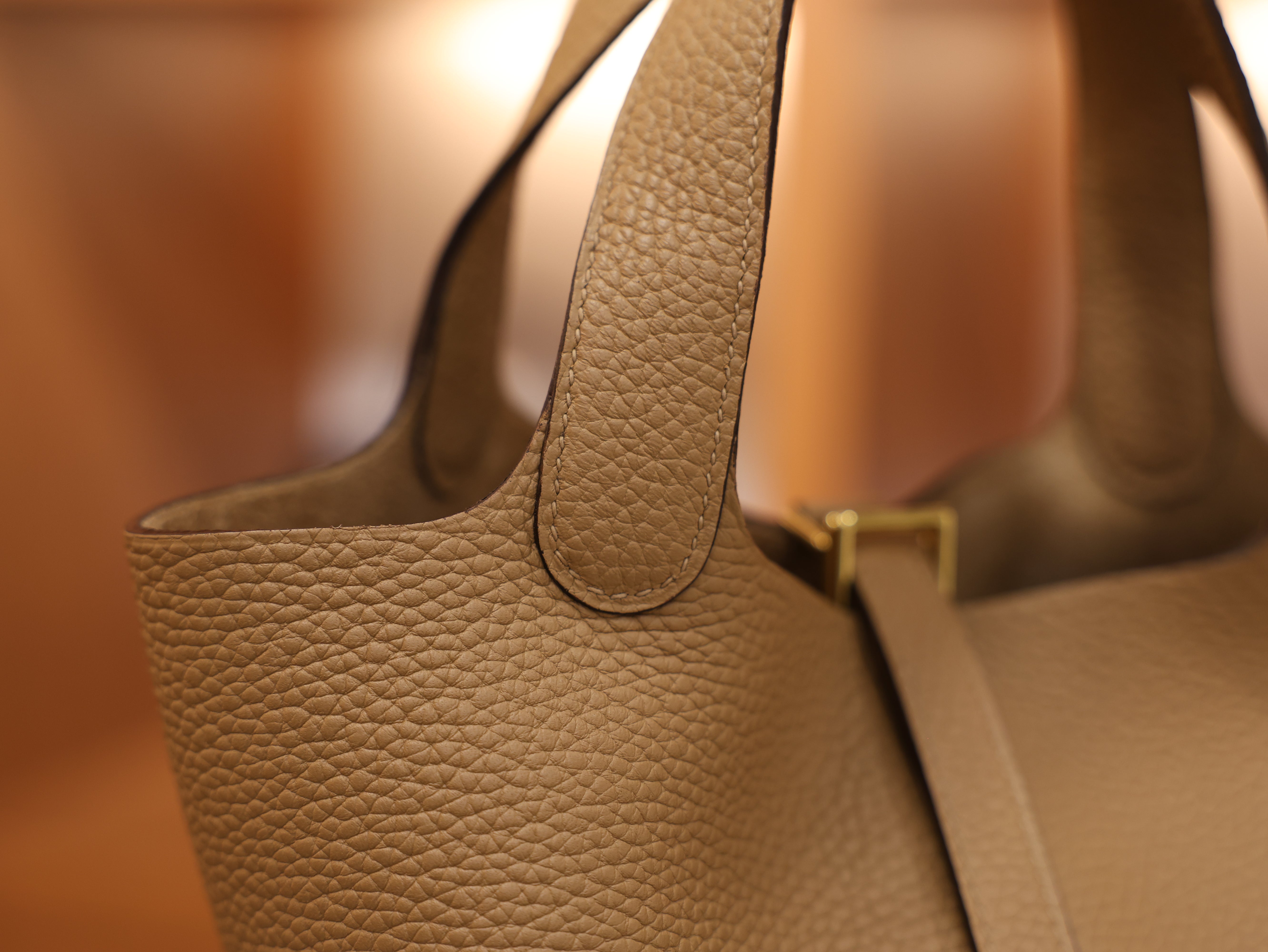 피코탄 18 끌레망스 비스킷 금장