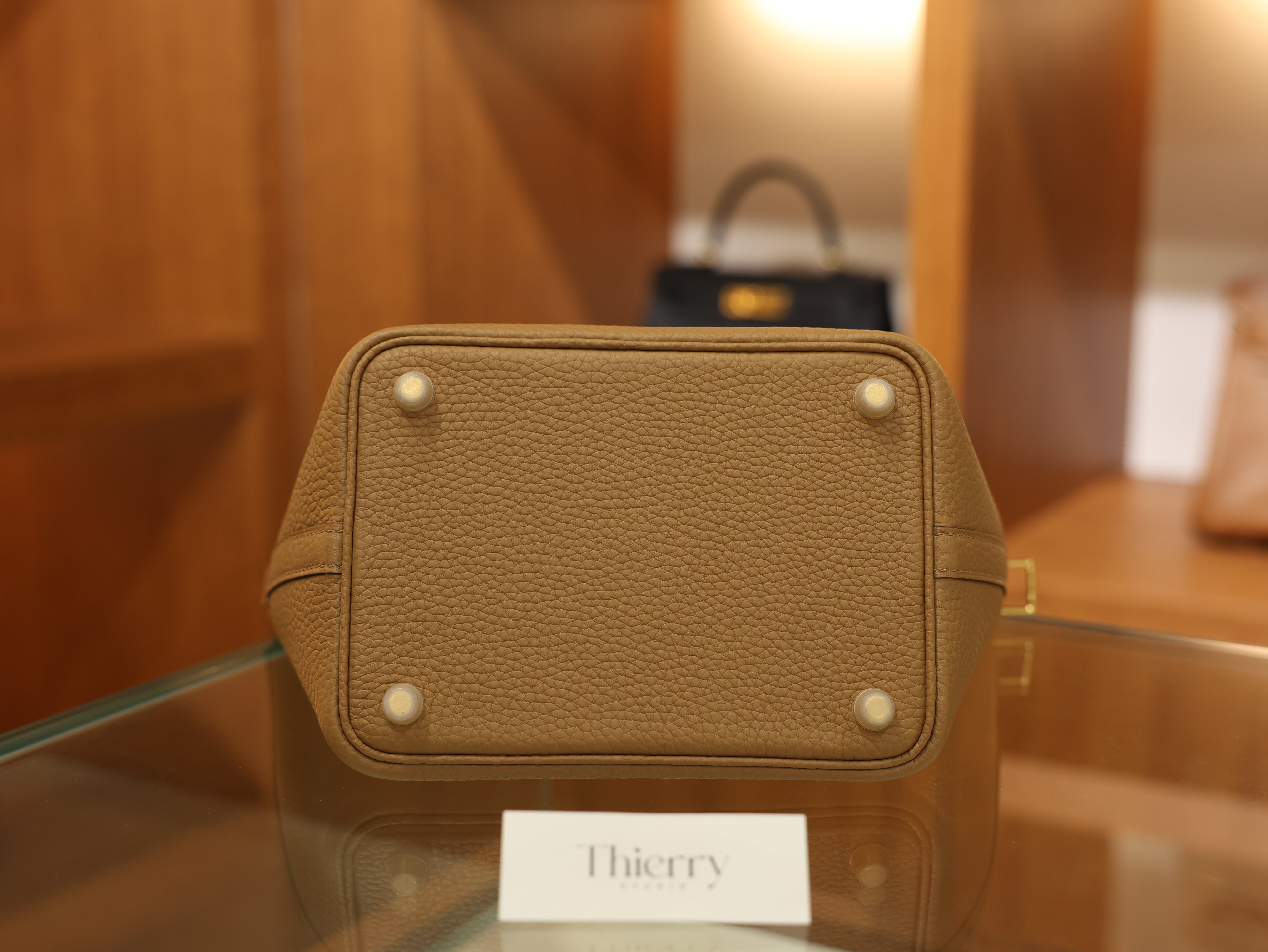 피코탄 18 끌레망스 비스킷 금장