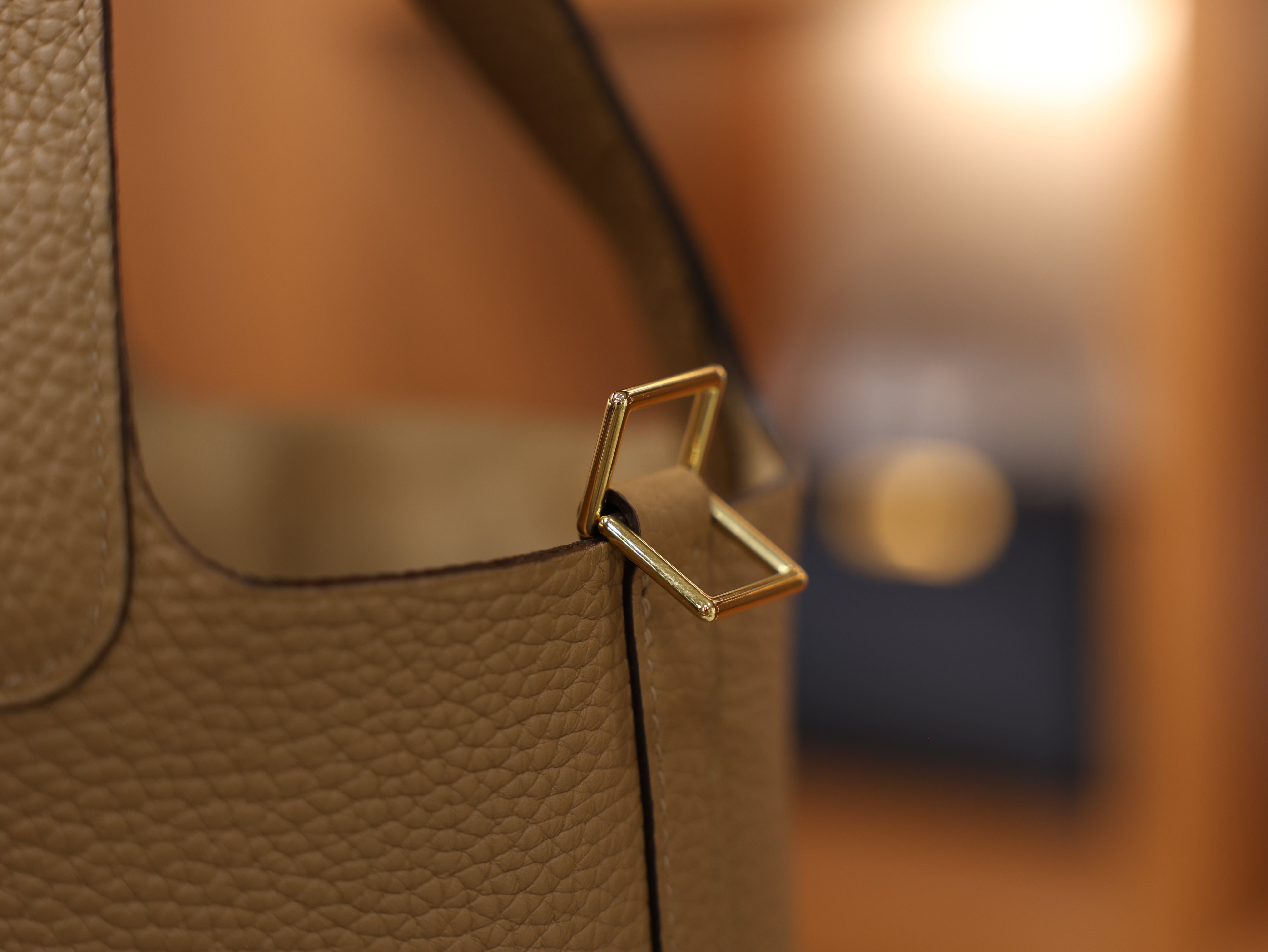 피코탄 18 끌레망스 비스킷 금장