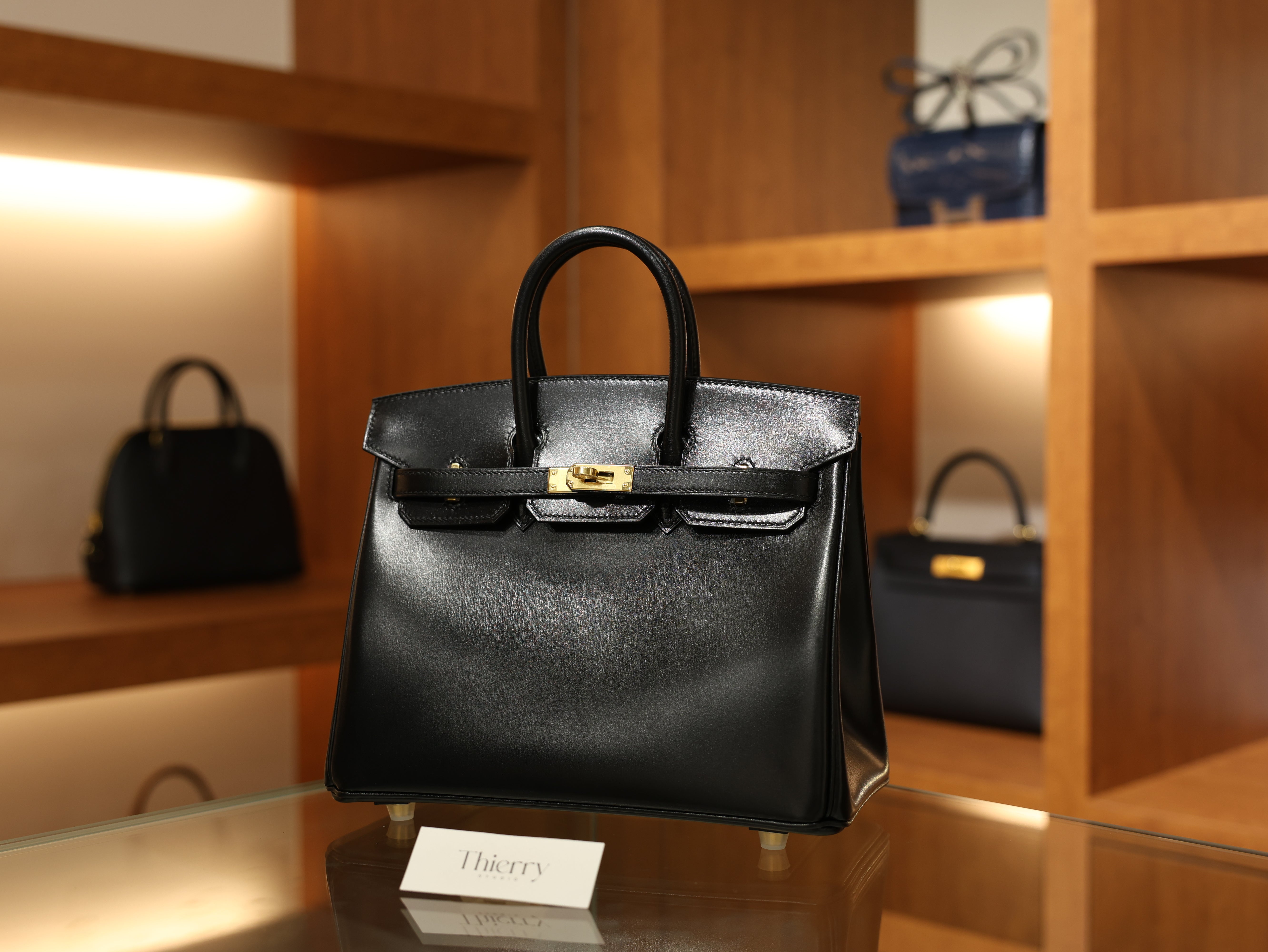 버킨 25 복스 르투르네 블랙 금장
