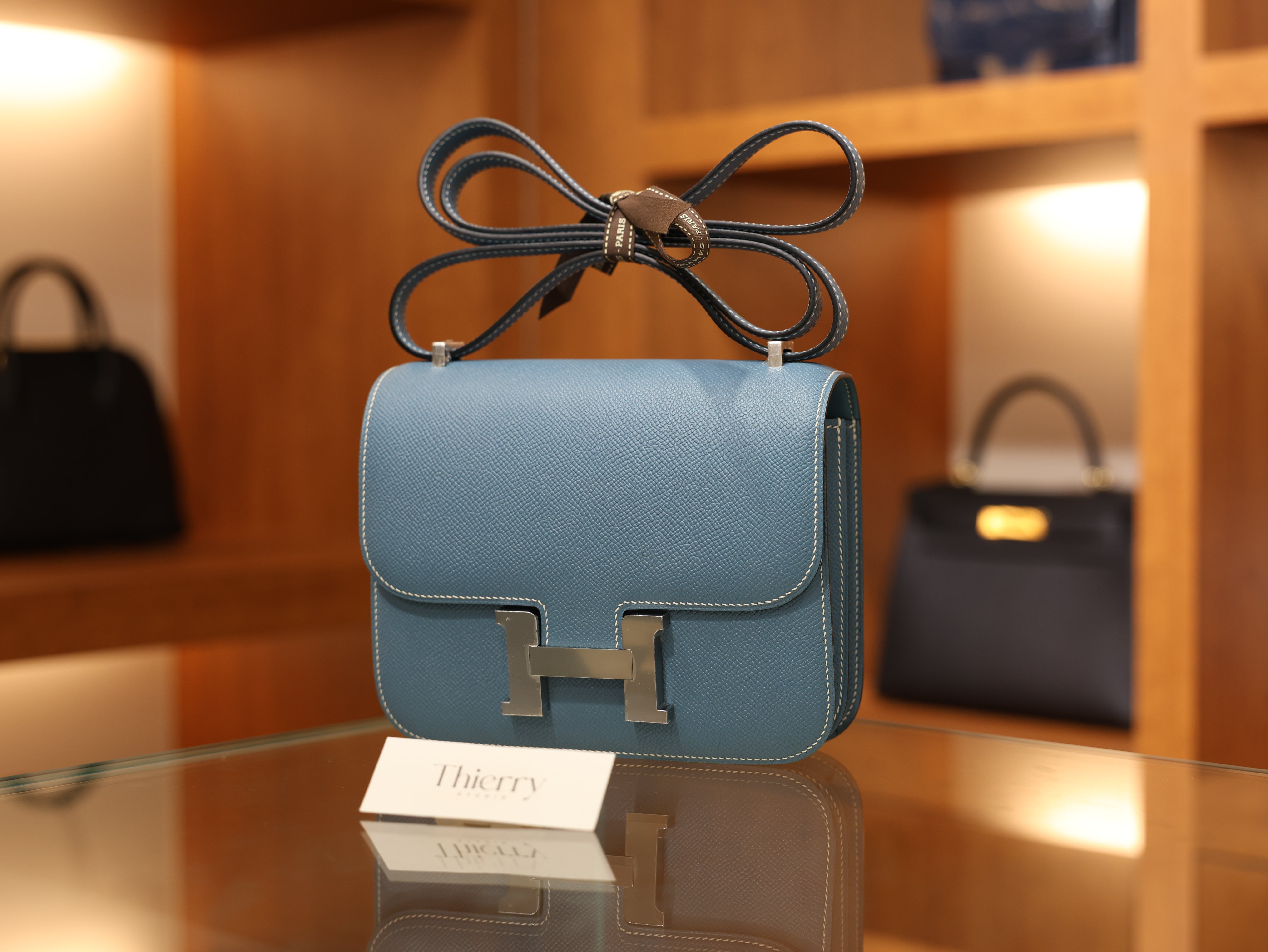 콘스탄스 18 앱송 블루진 은장