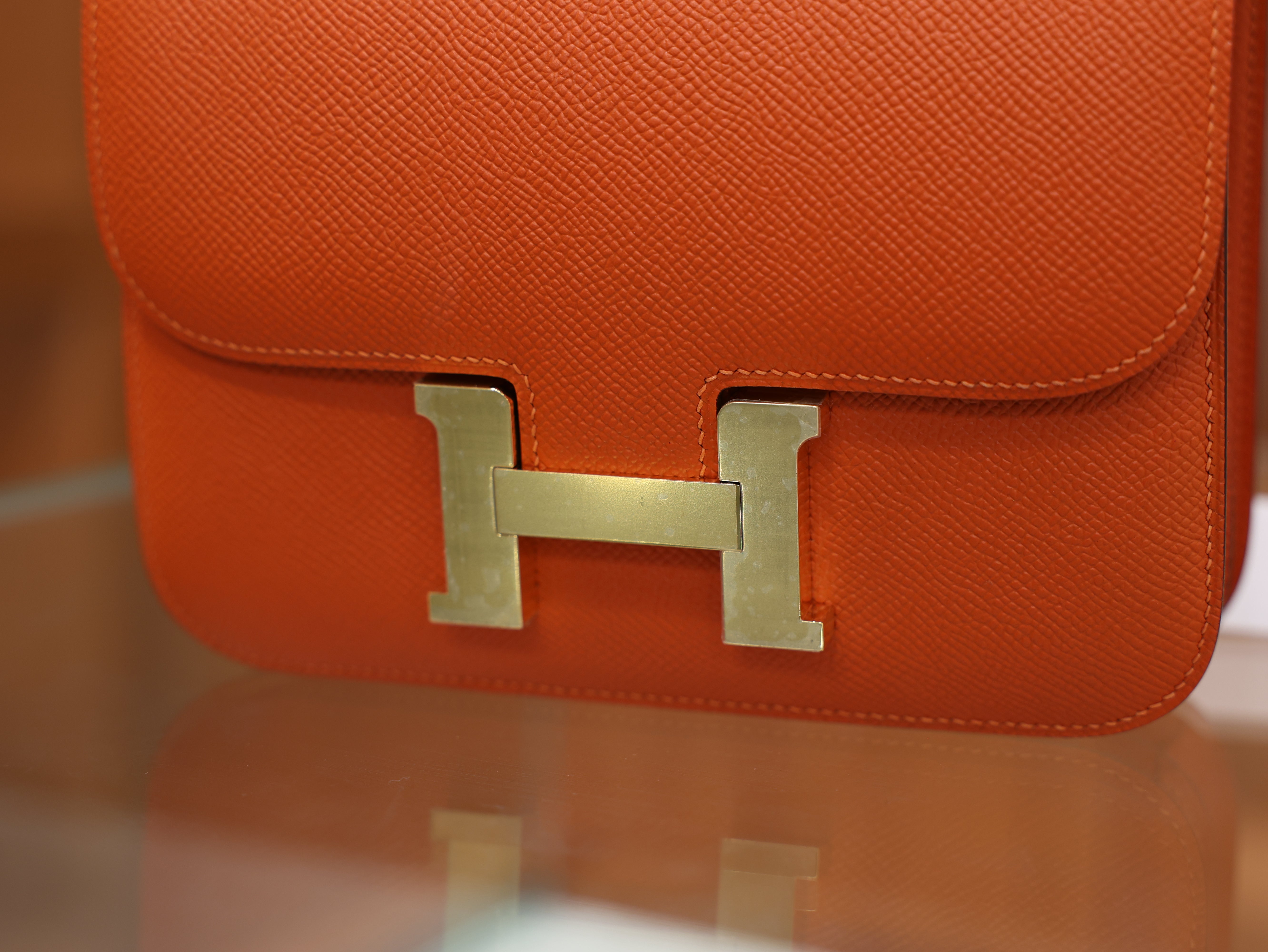 콘스탄스 18 앱송 카푸신 금장