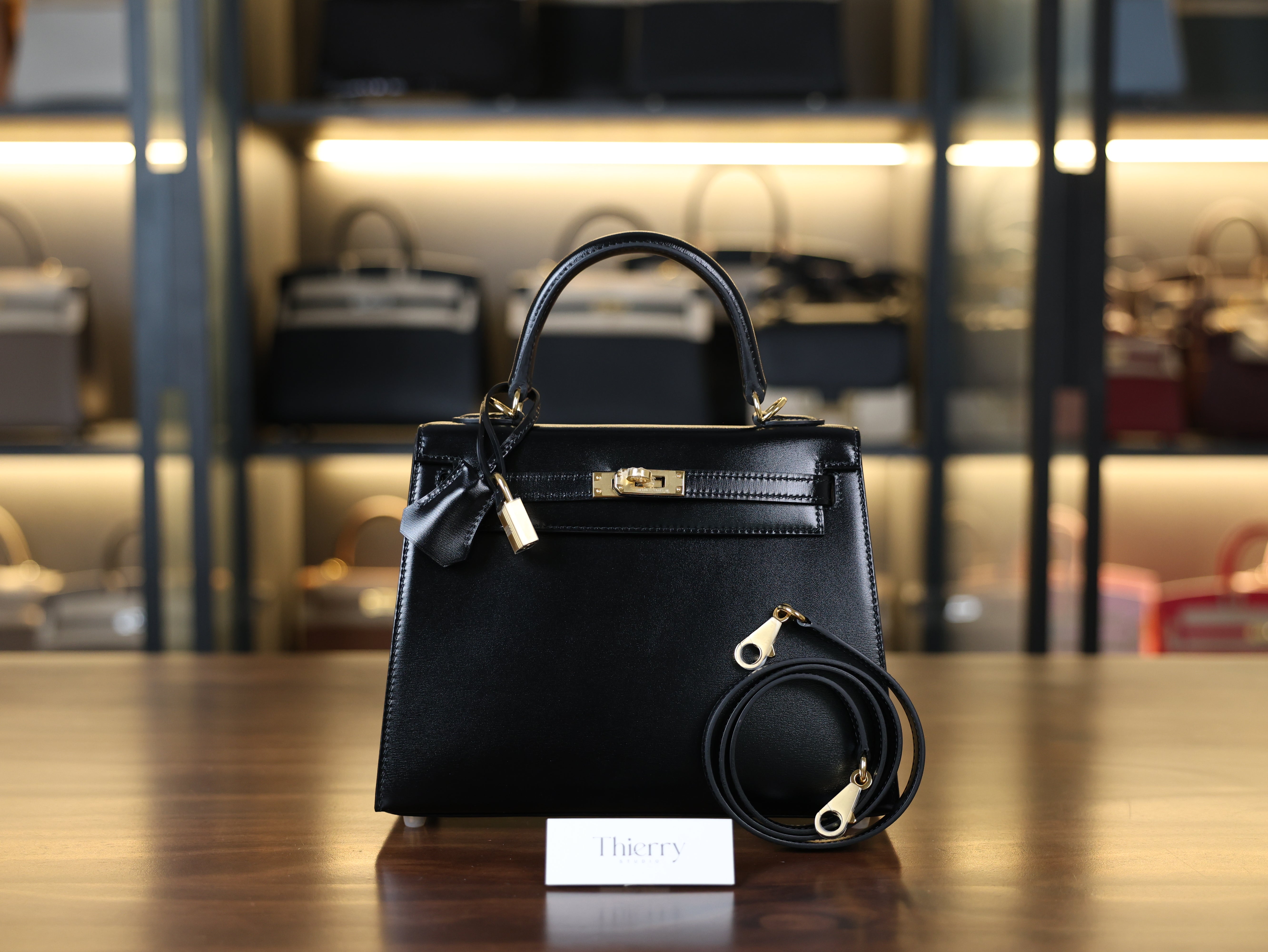 켈리 25 복스 블랙 금장