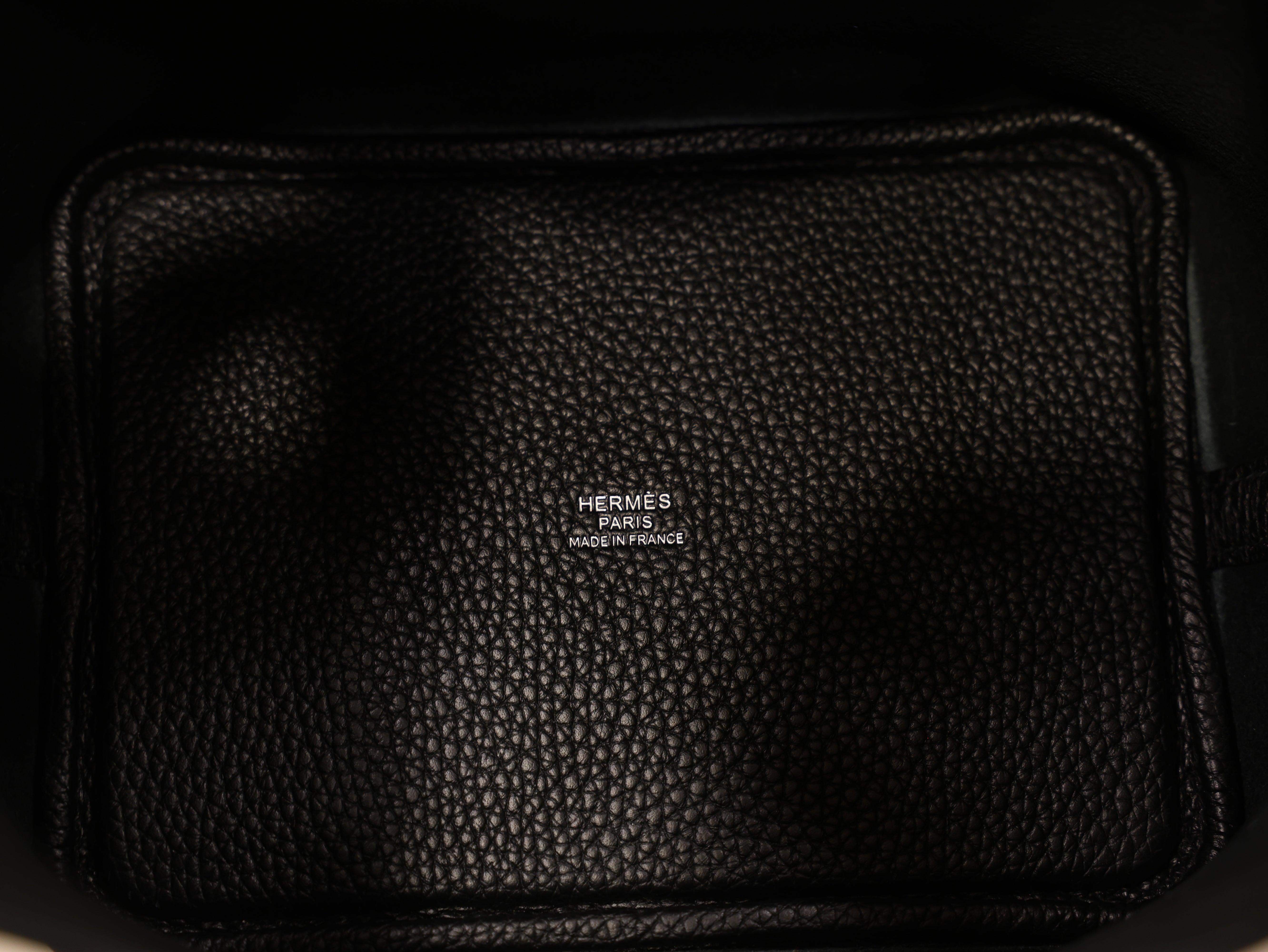 피코탄 18 끌레망스 블랙 은장